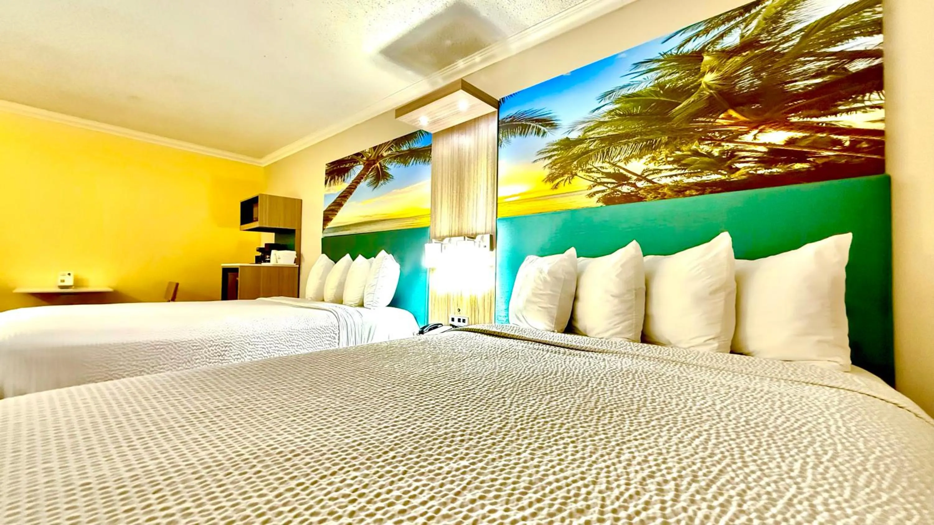 Bed in Days Inn by Wyndham Los Angeles Stadium Area LAX