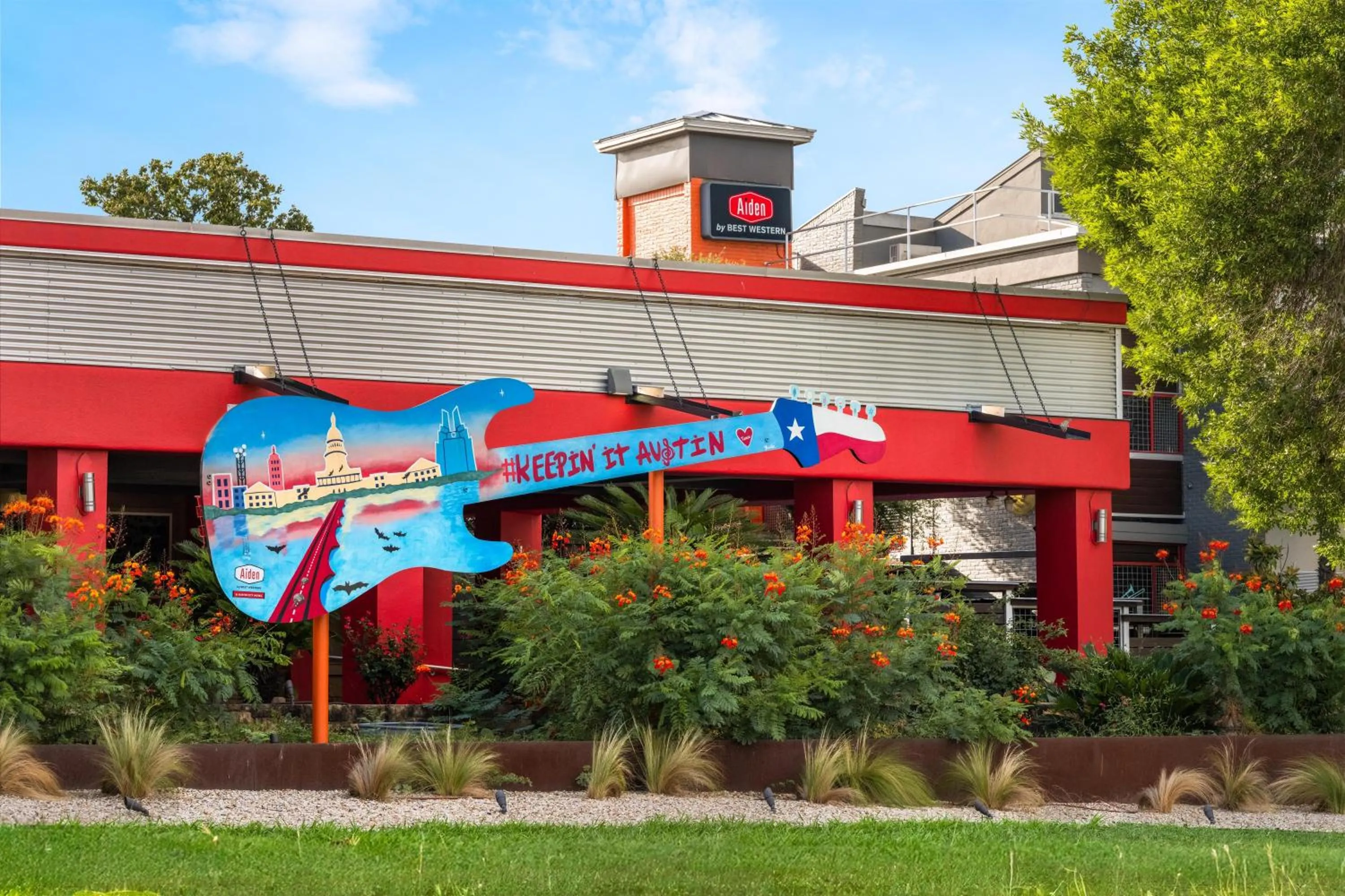 Property building in Aiden Austin City Hotel