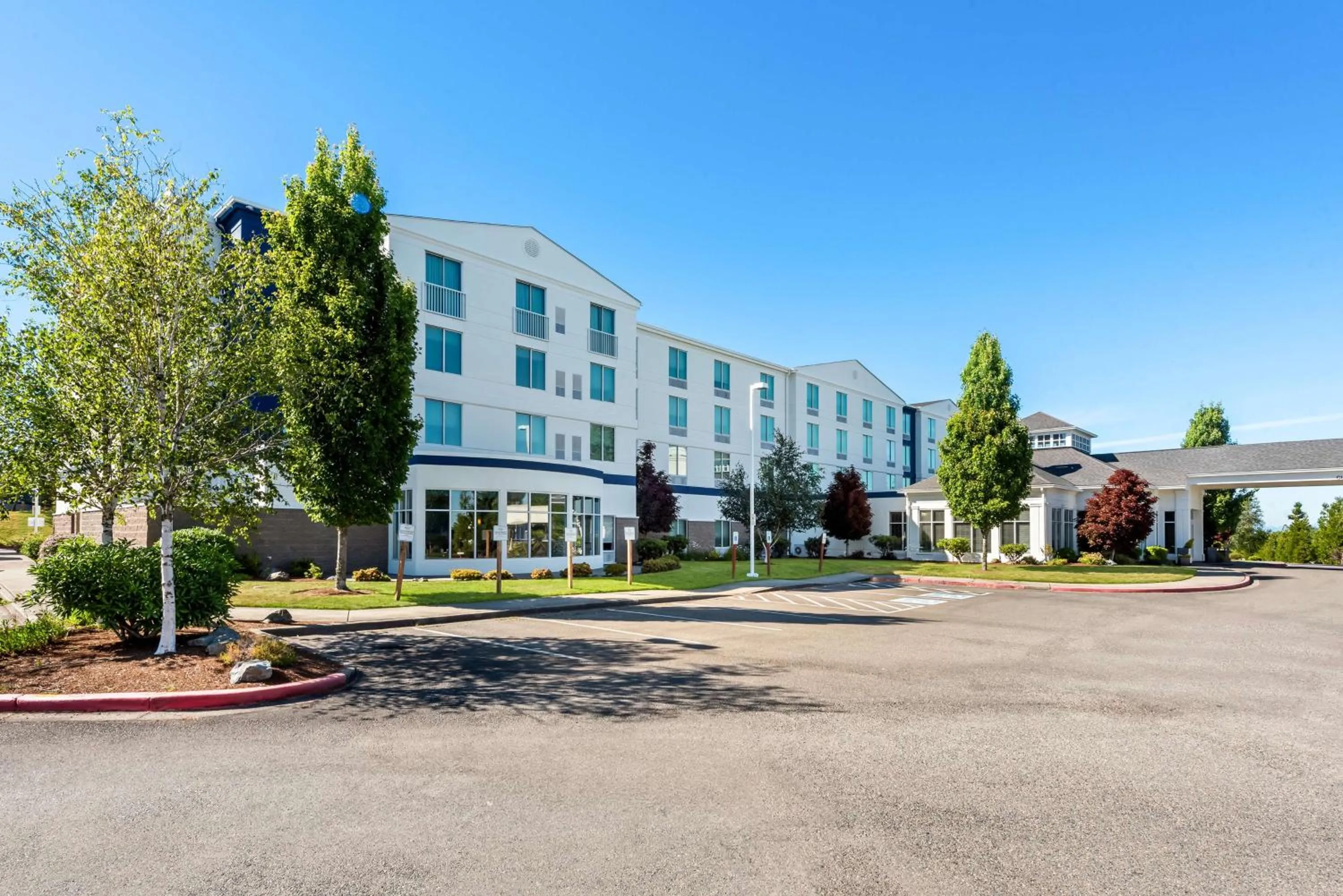 Property building in Hilton Garden Inn Seattle North/Everett