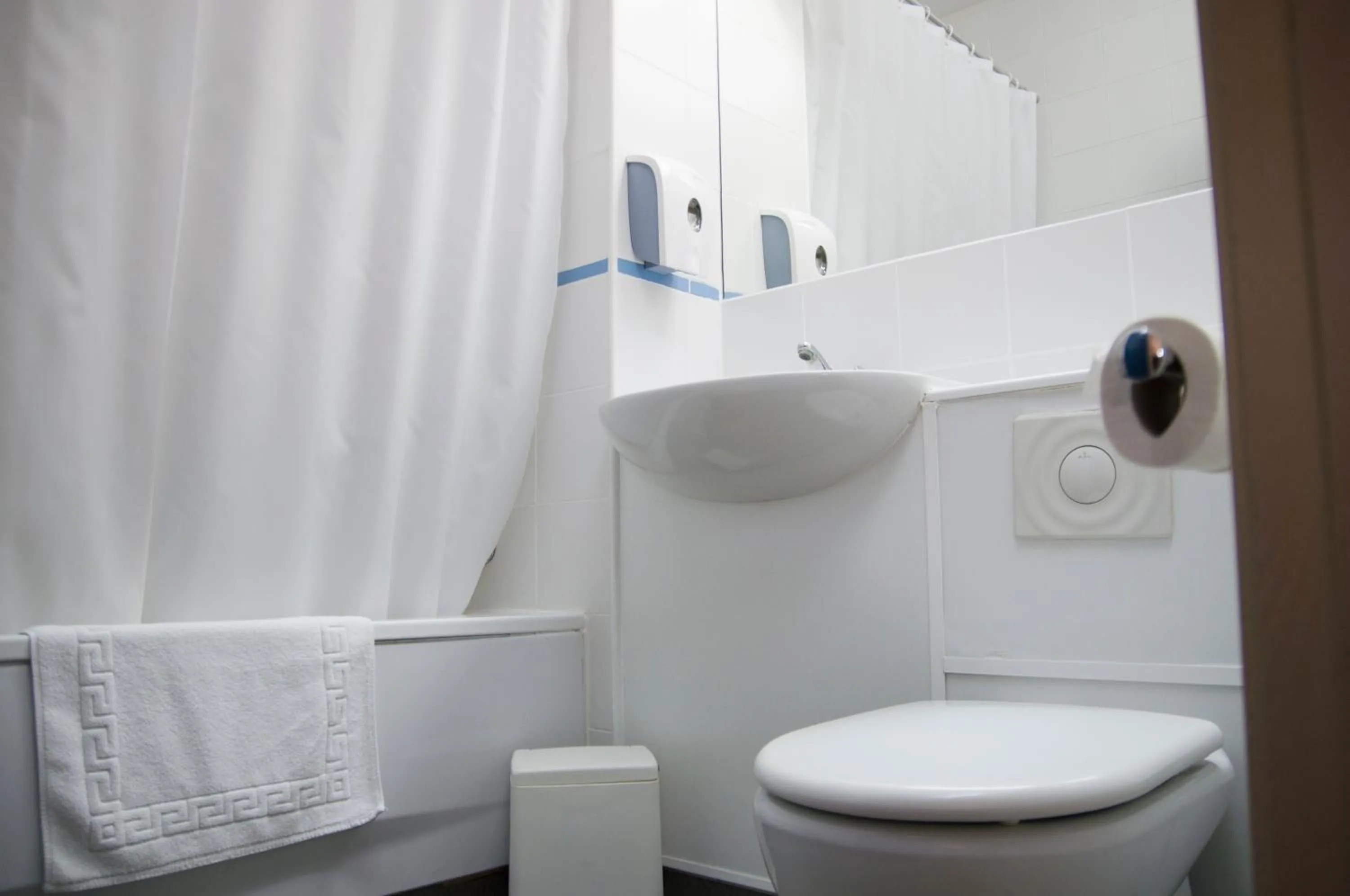 Bathroom in Hotel Aragón