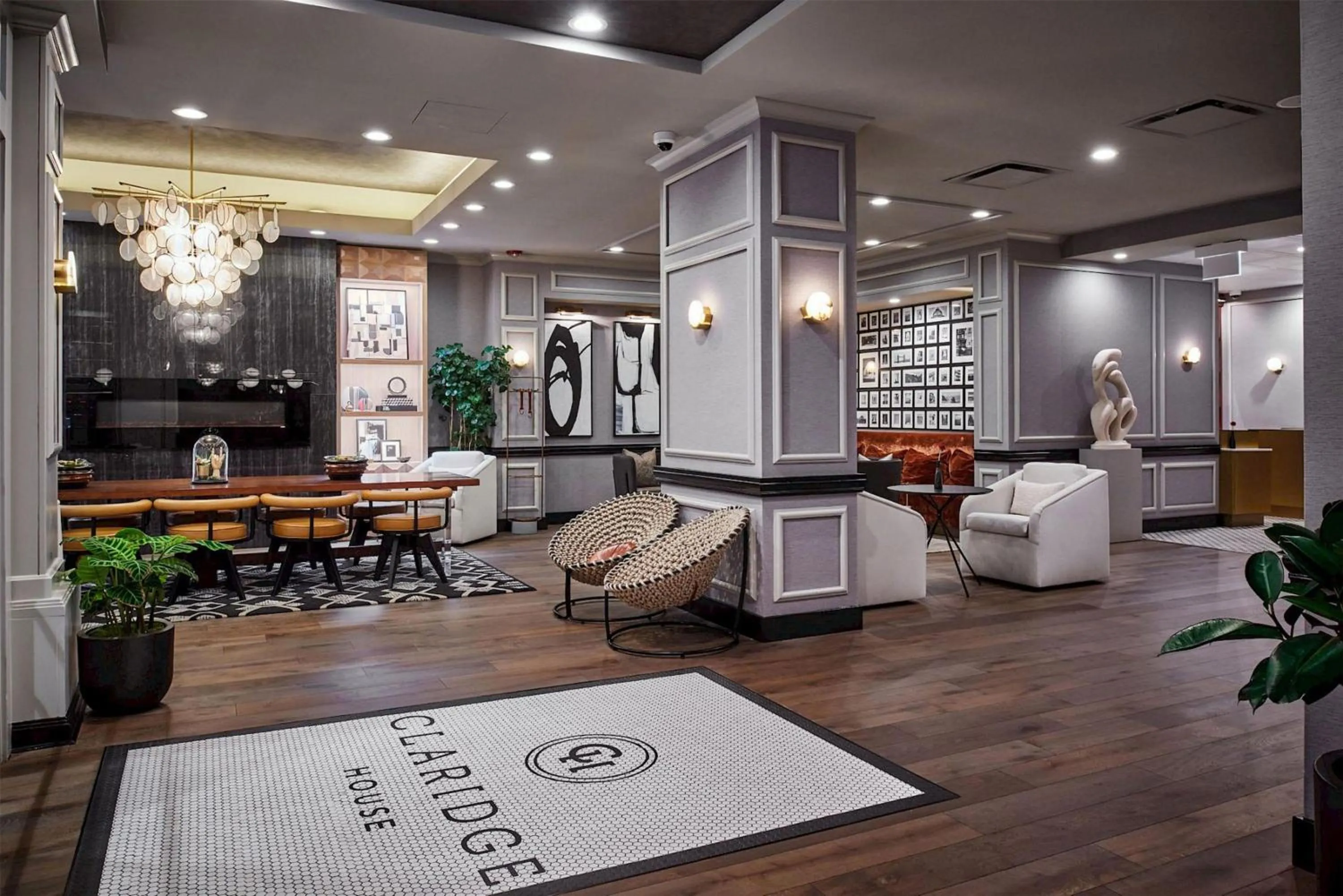 Lobby or reception in Claridge House Chicago, Tapestry Collection by Hilton