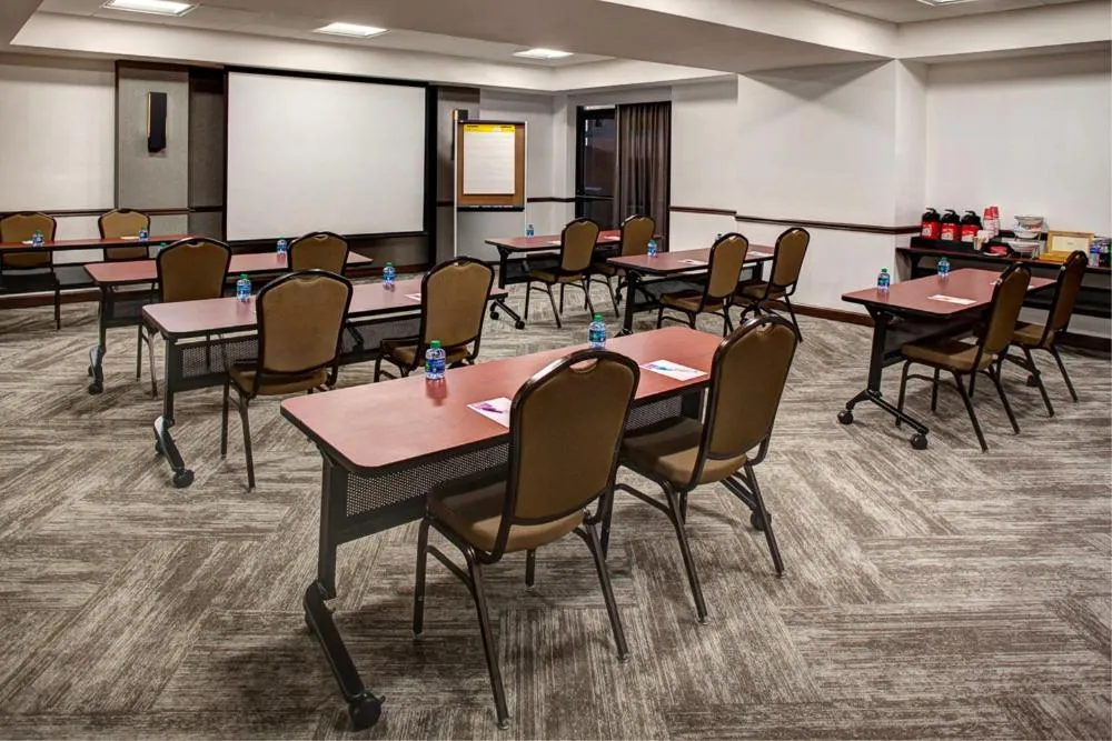 Meeting/conference room in Hyatt Place Atlanta Buckhead