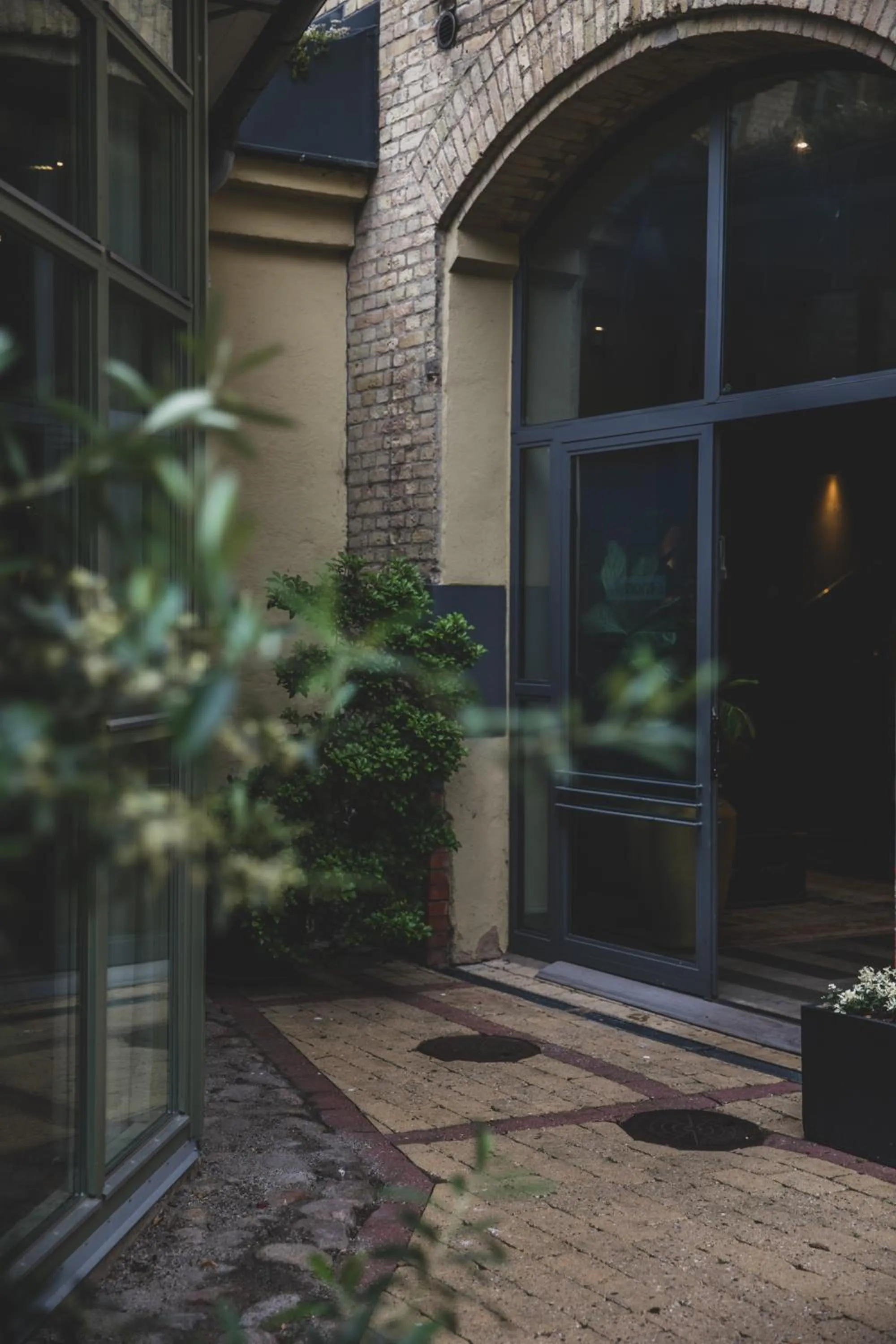 Inner courtyard view in The More Hotel Mazetti