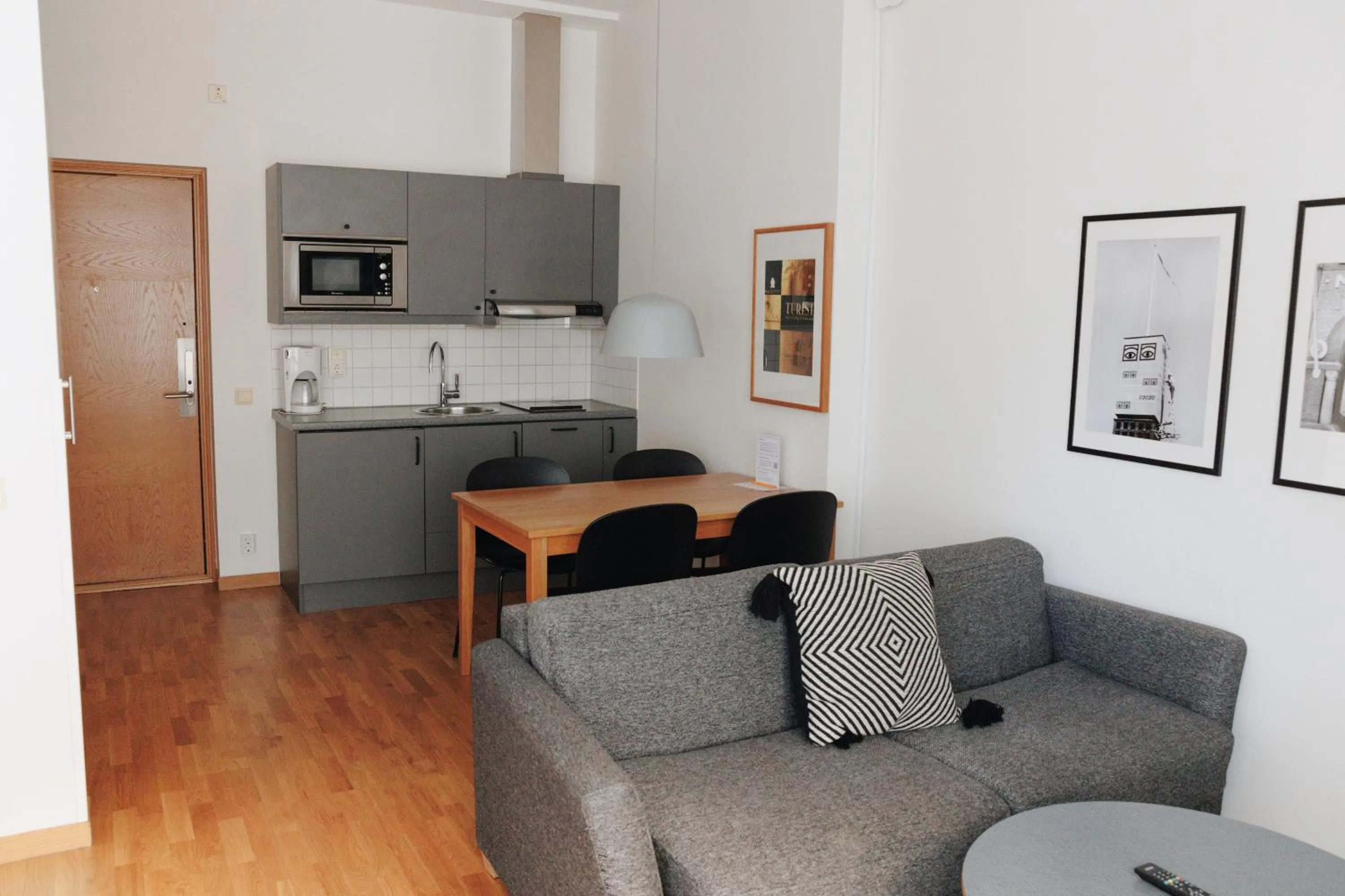 Kitchen or kitchenette in The More Hotel Mazetti