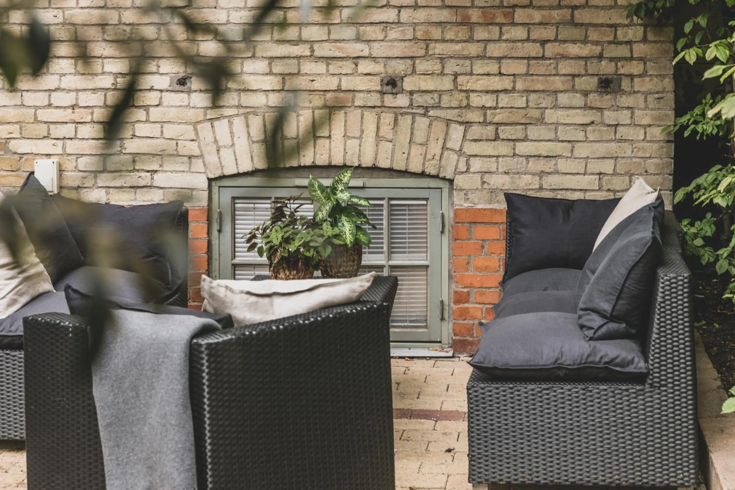 Inner courtyard view in The More Hotel Mazetti