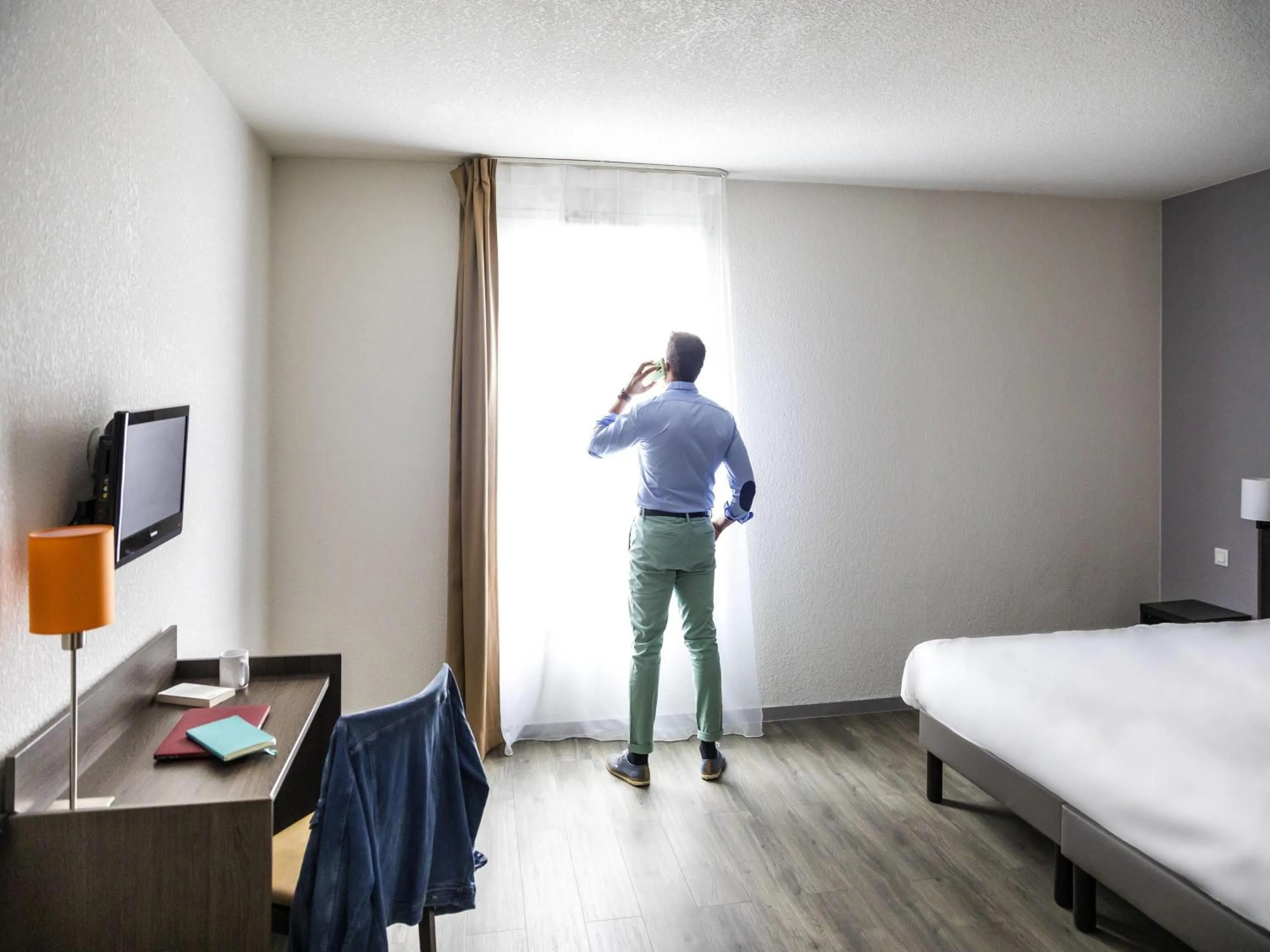 Bedroom, Bed in Aparthotel Adagio Access Orléans