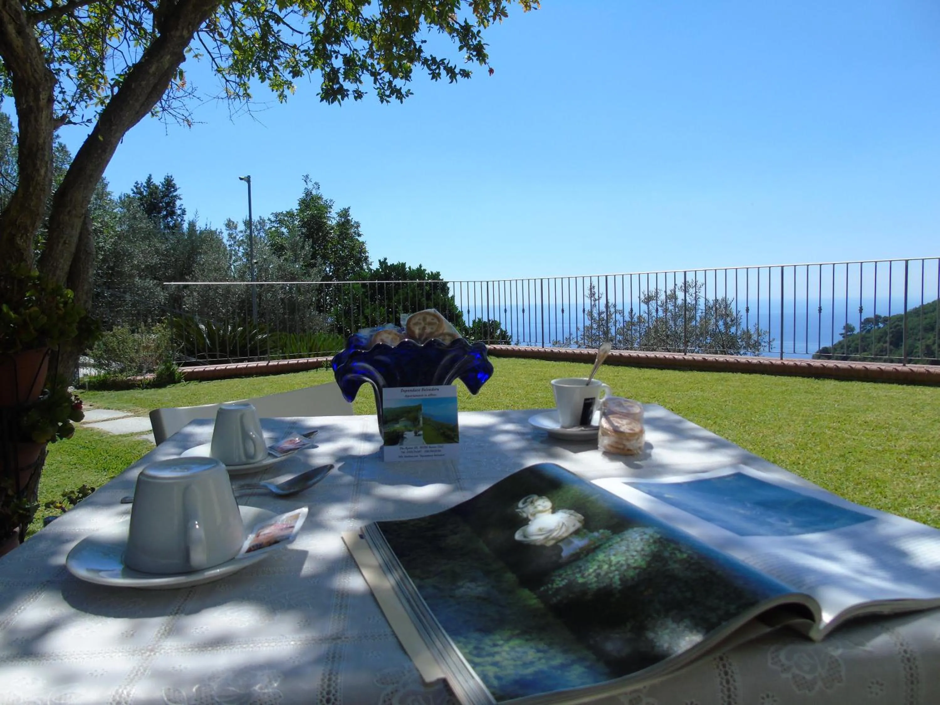 Apartment with Partial Sea View in Dependance Belvedere