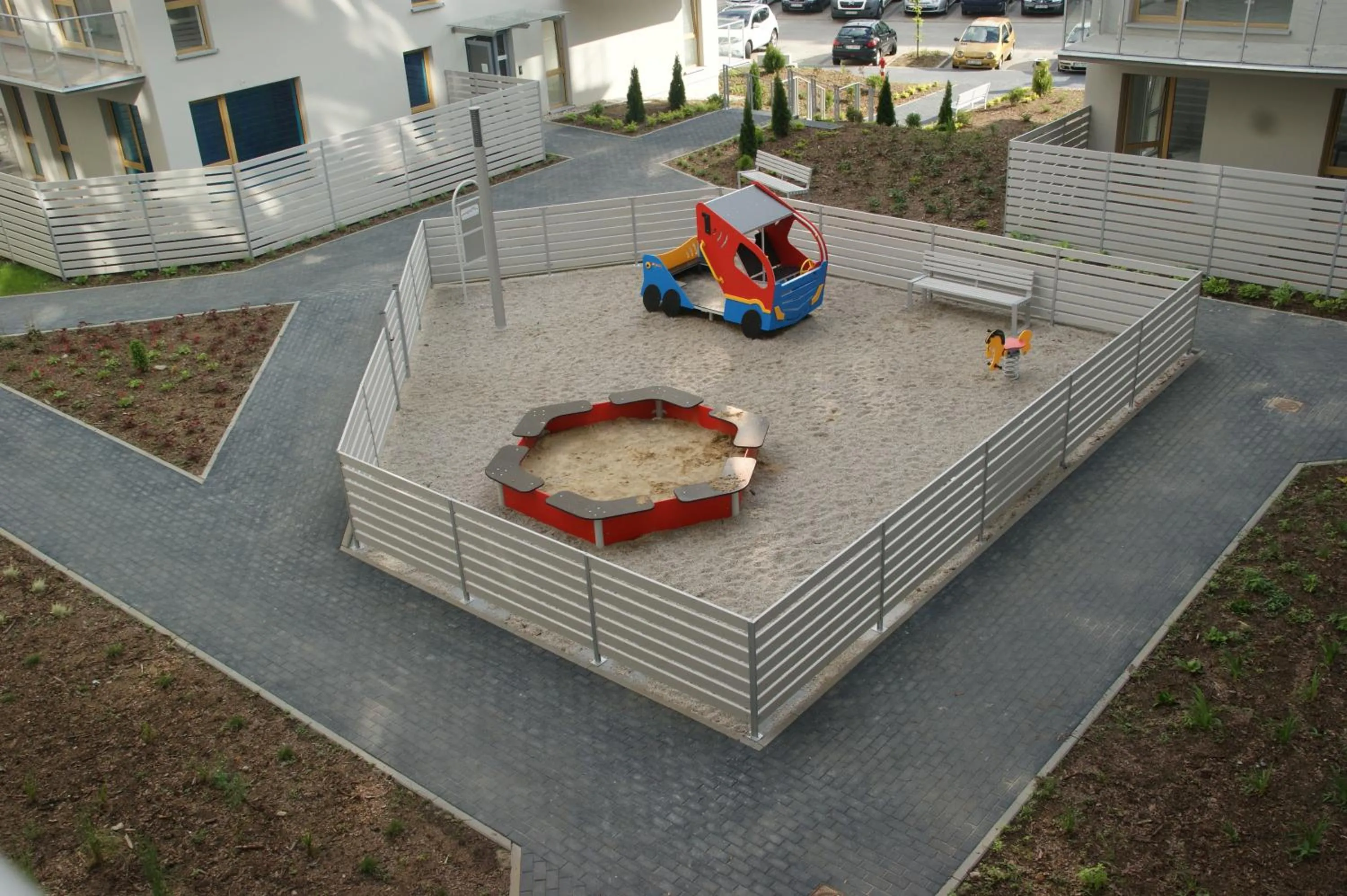 Property building in Apartamenty Viniarnia