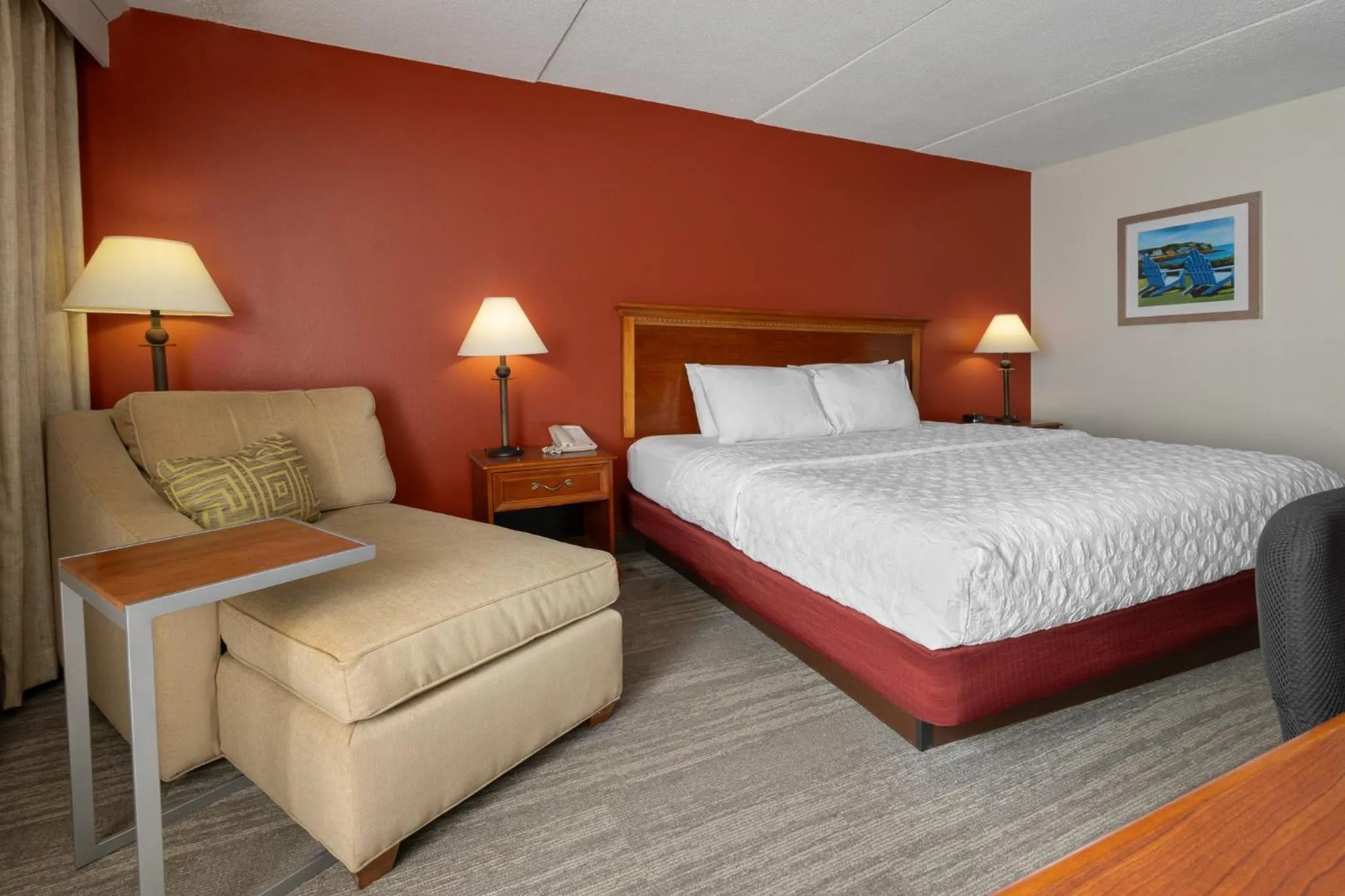 Photo of the whole room, Bed in Long Creek Hotel