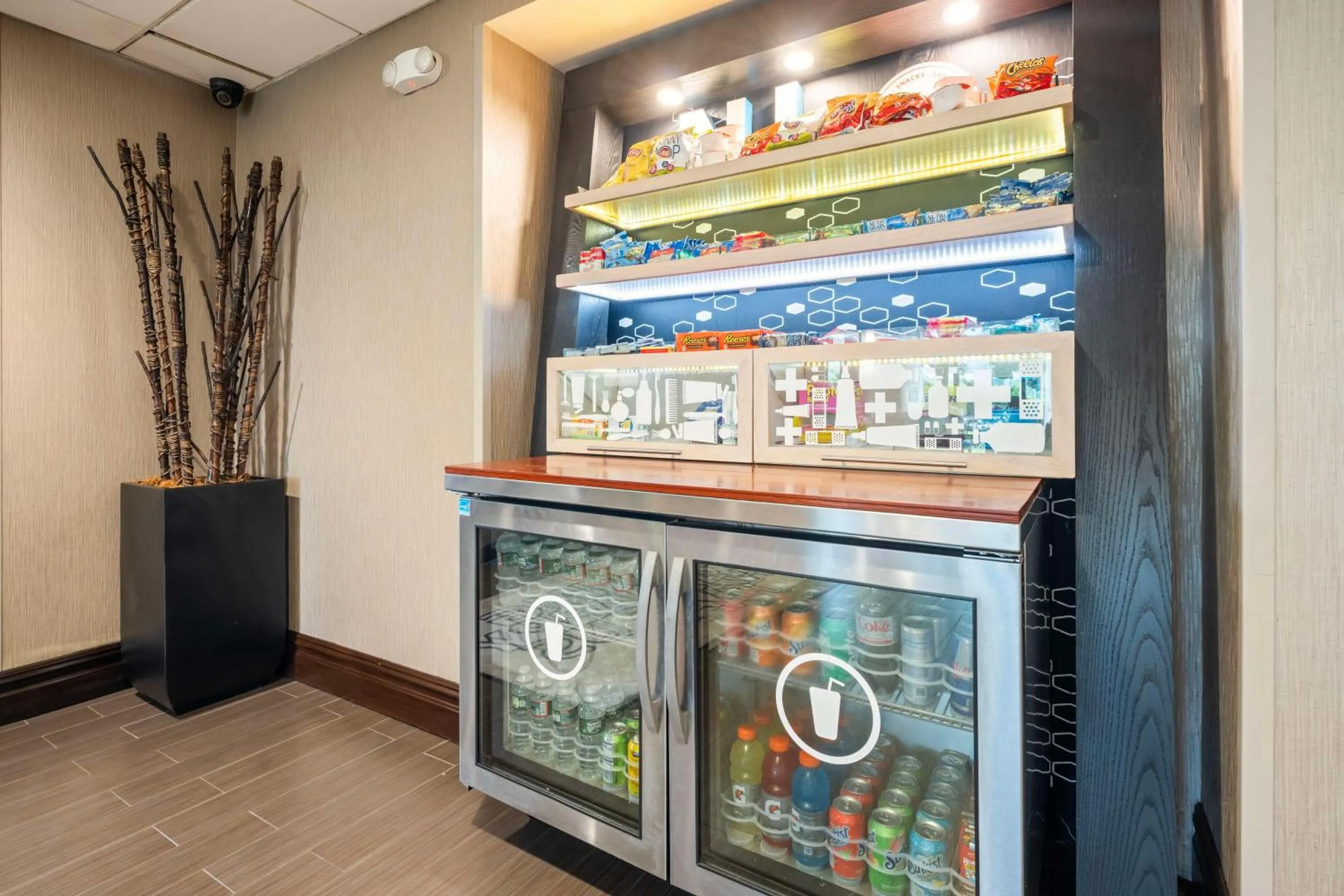 Restaurant/places to eat in Hampton Inn Ridgefield Park