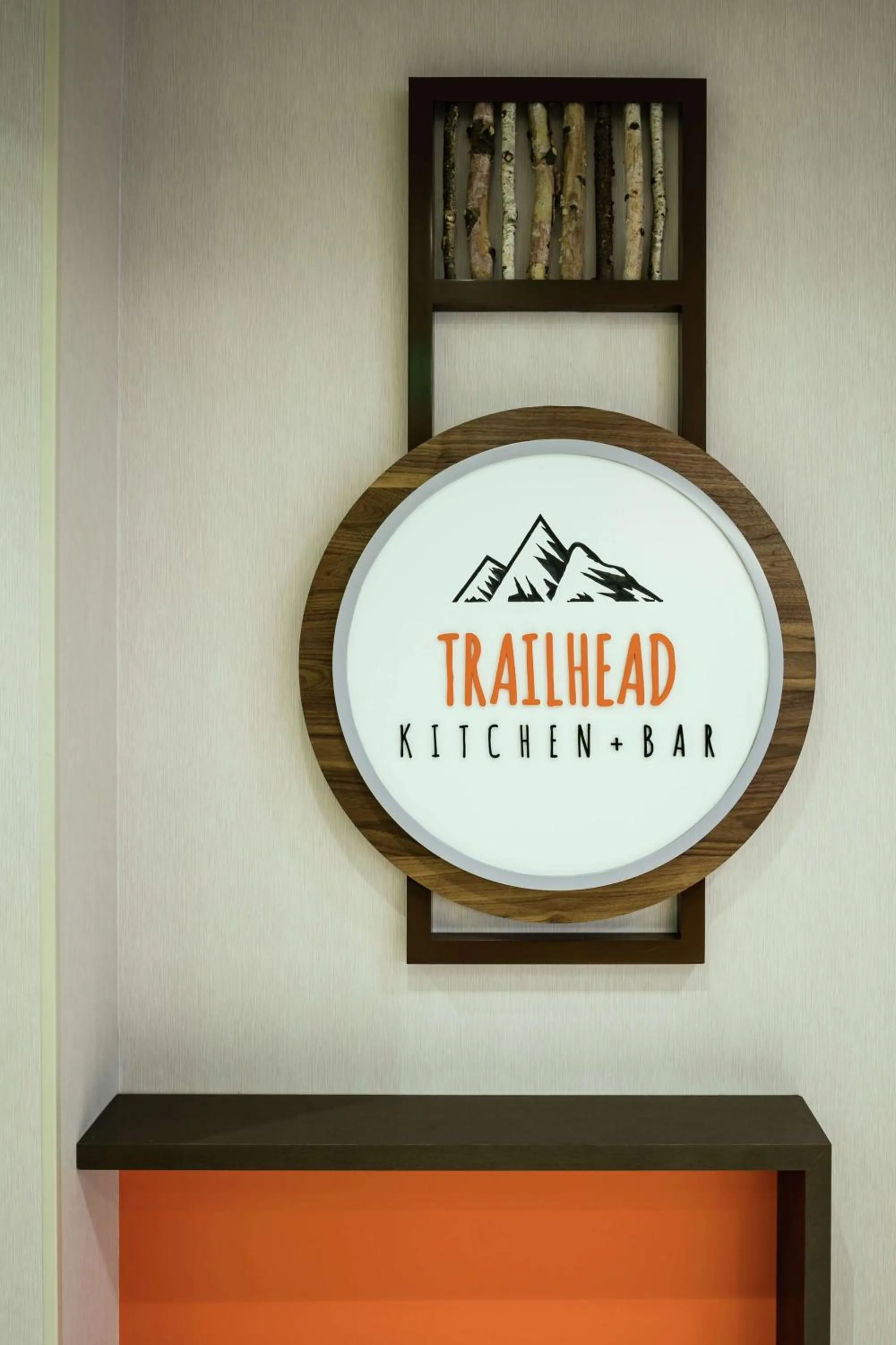 Restaurant/places to eat in Hilton Garden Inn Seattle/Issaquah