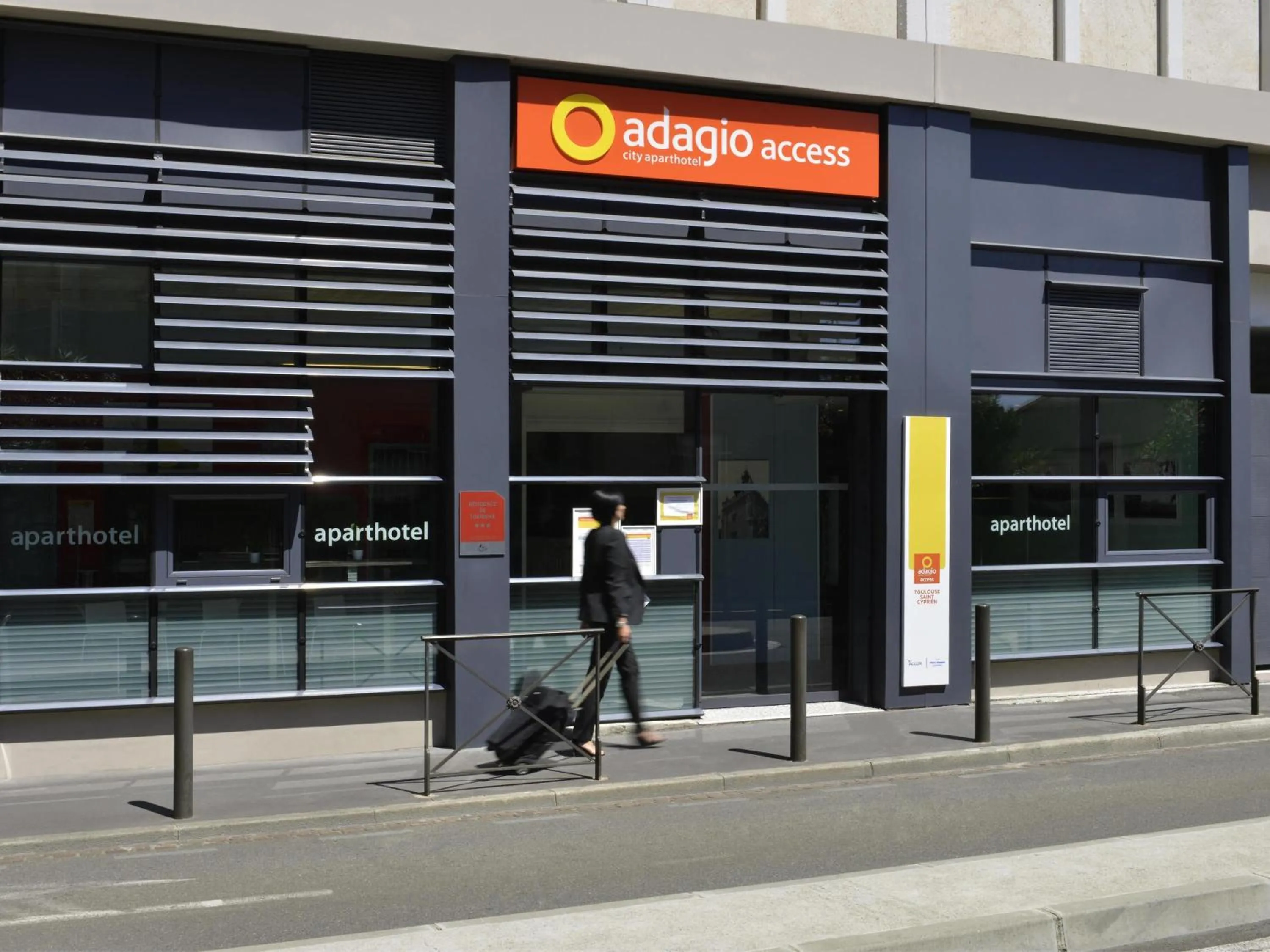 Property building in Aparthotel Adagio Access Toulouse St Cyprien