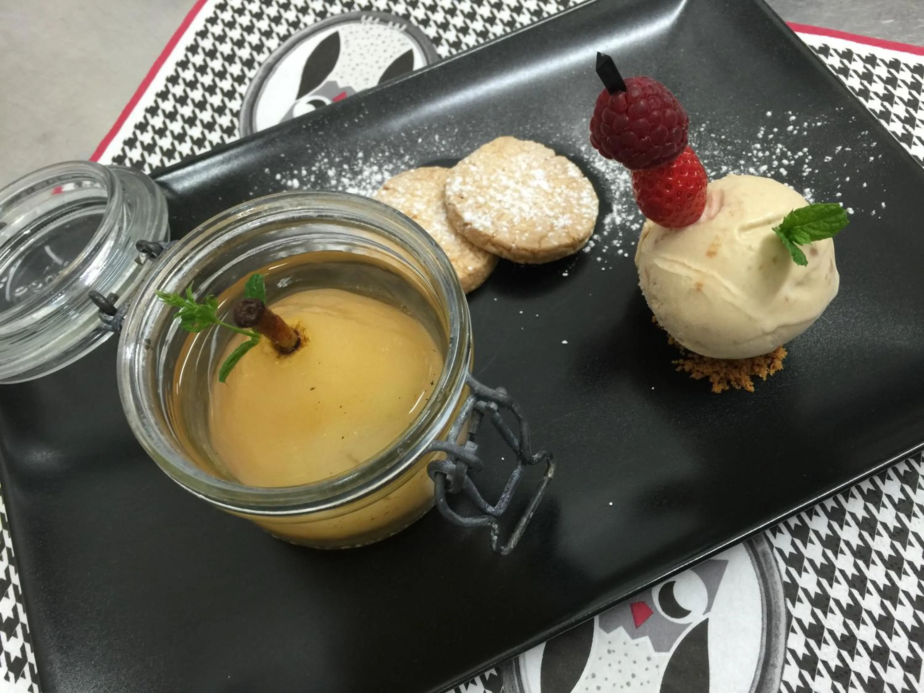 Restaurant/places to eat in Hotel Restaurant Baryton