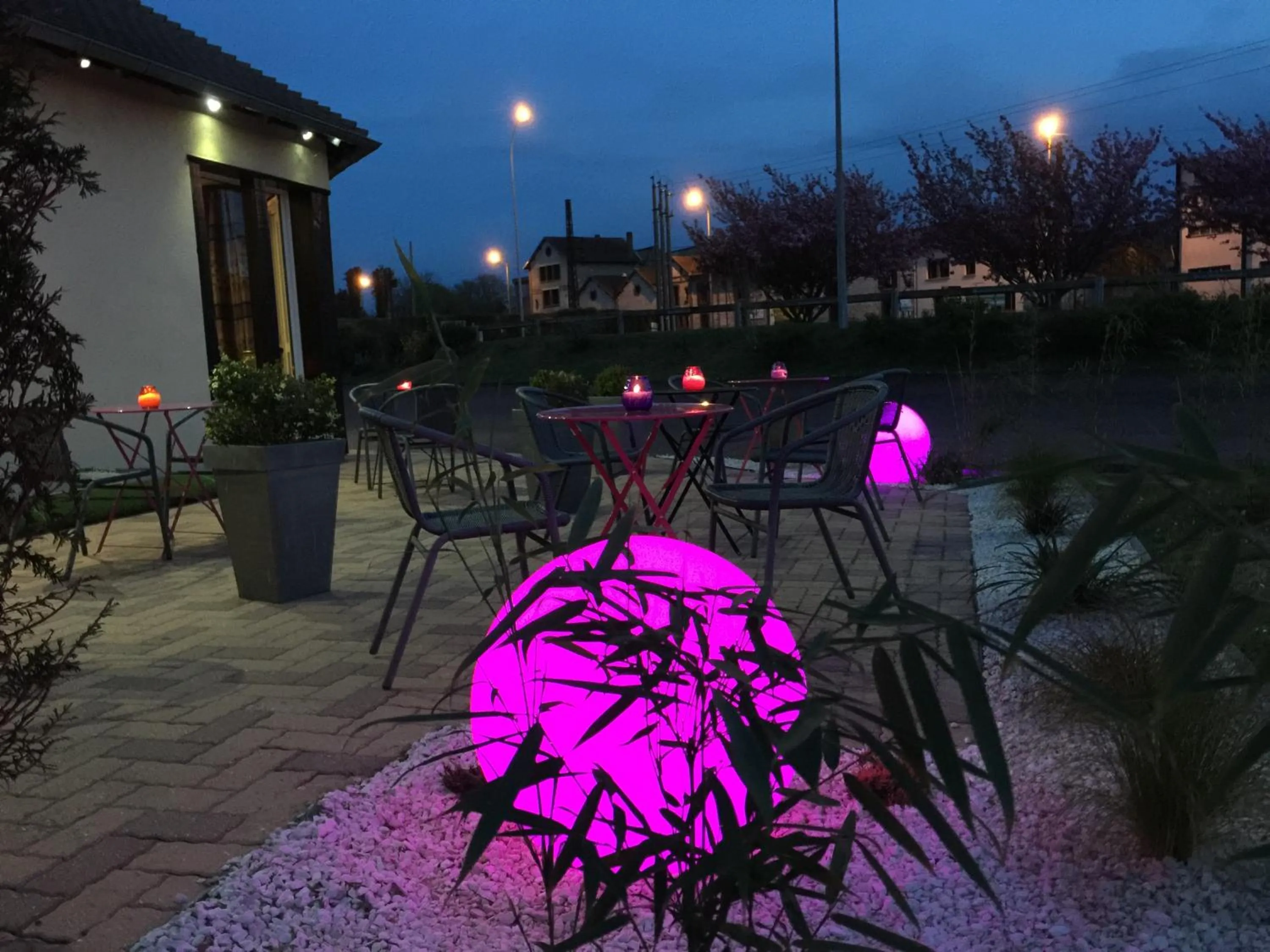 Patio in Hotel Restaurant Baryton