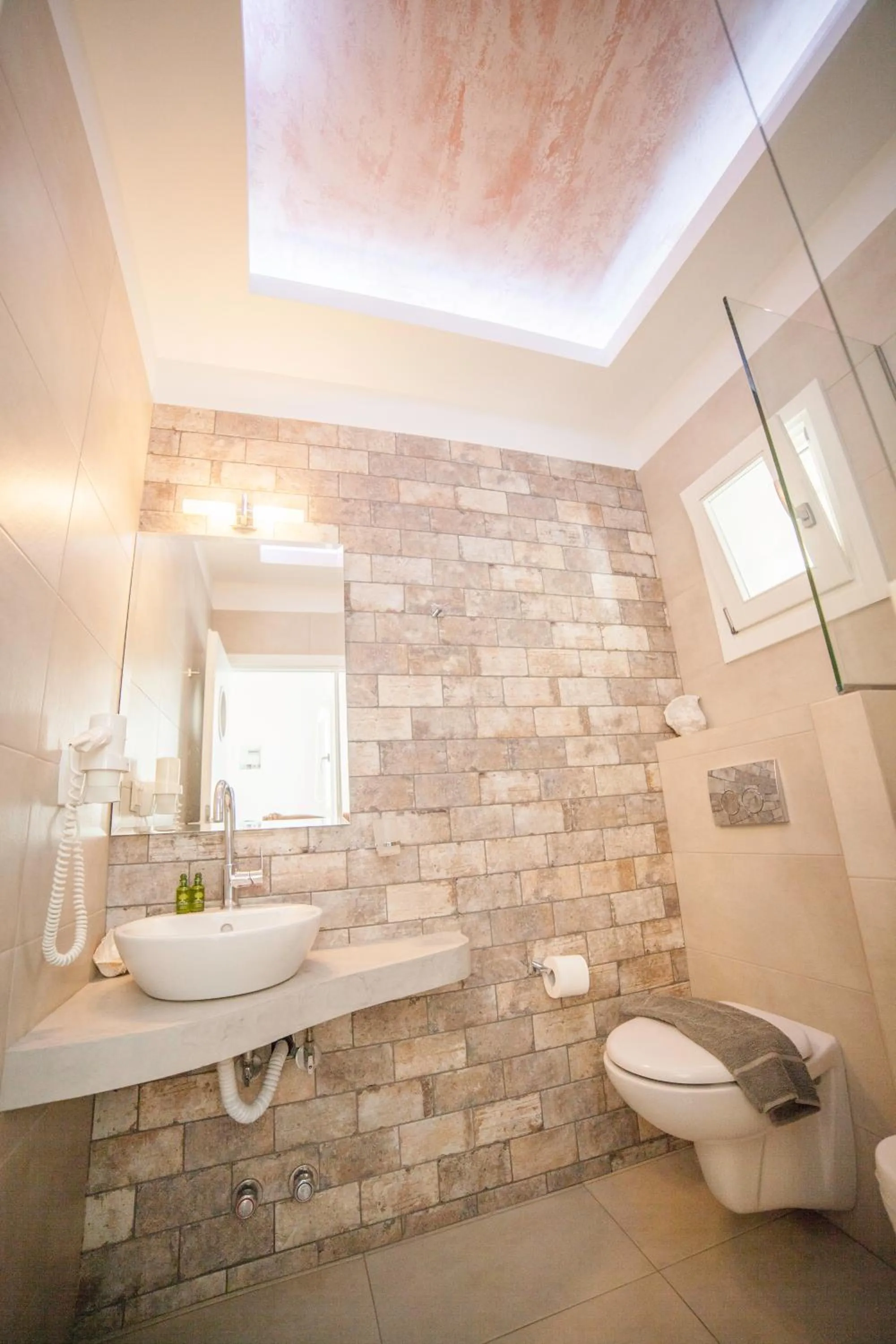 Bathroom in Skopelitis Village