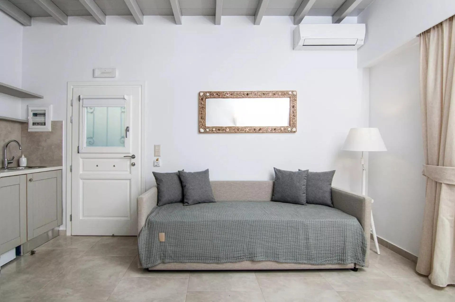 Seating area, Bed in Skopelitis Village