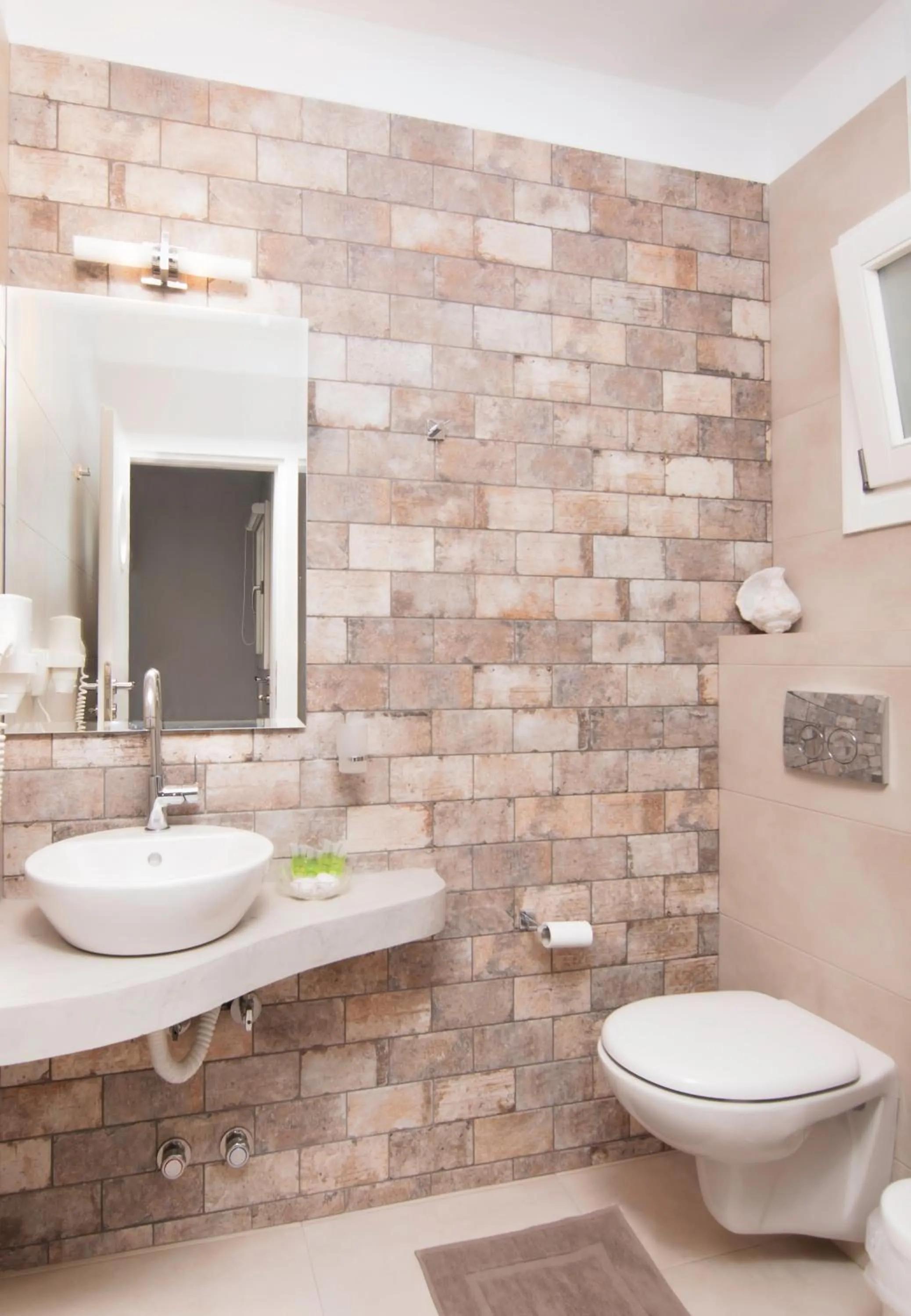 Superior Triple Room with Sea View in Skopelitis Village