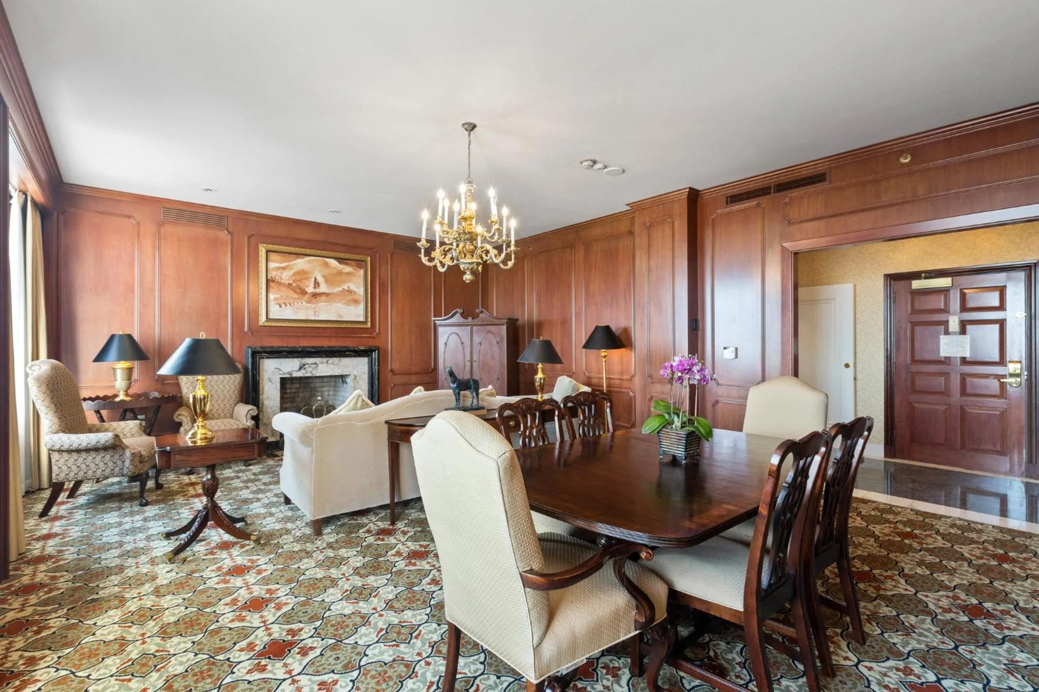 Bedroom in InterContinental Mark Hopkins San Francisco by IHG