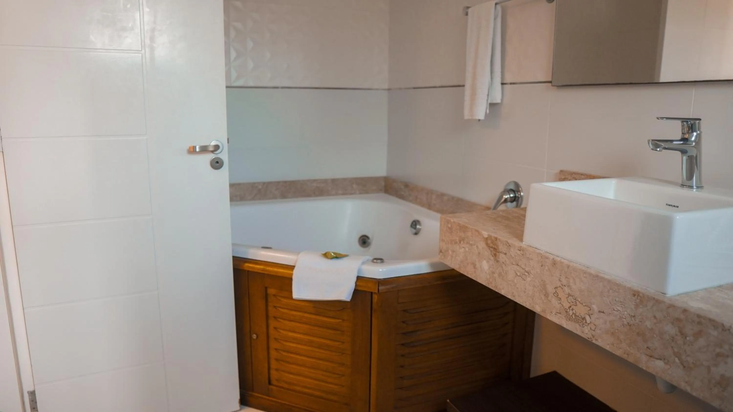 Bathroom in Hotel Gramado Interlaken