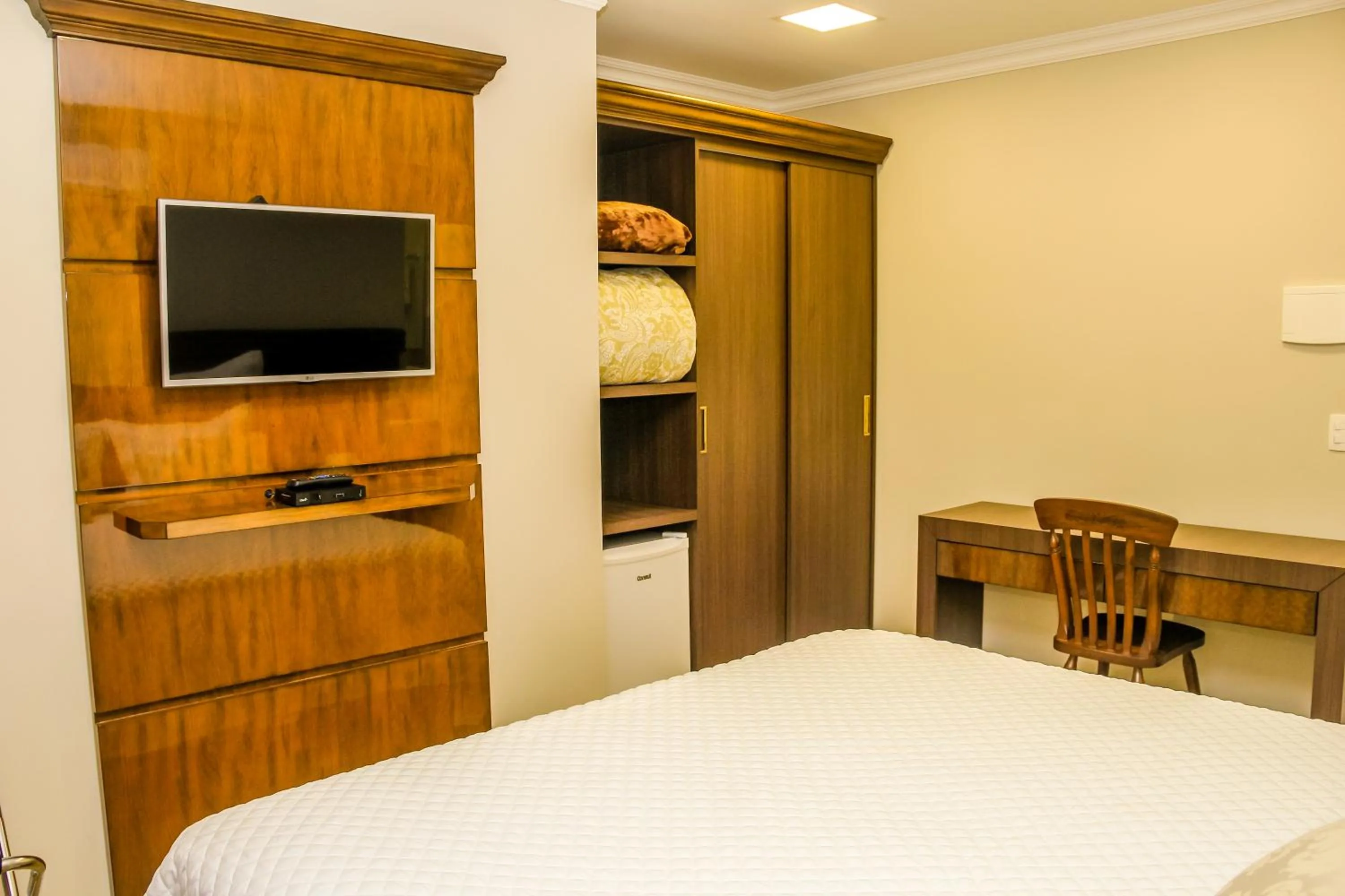 Bedroom, Bed in Hotel Gramado Interlaken