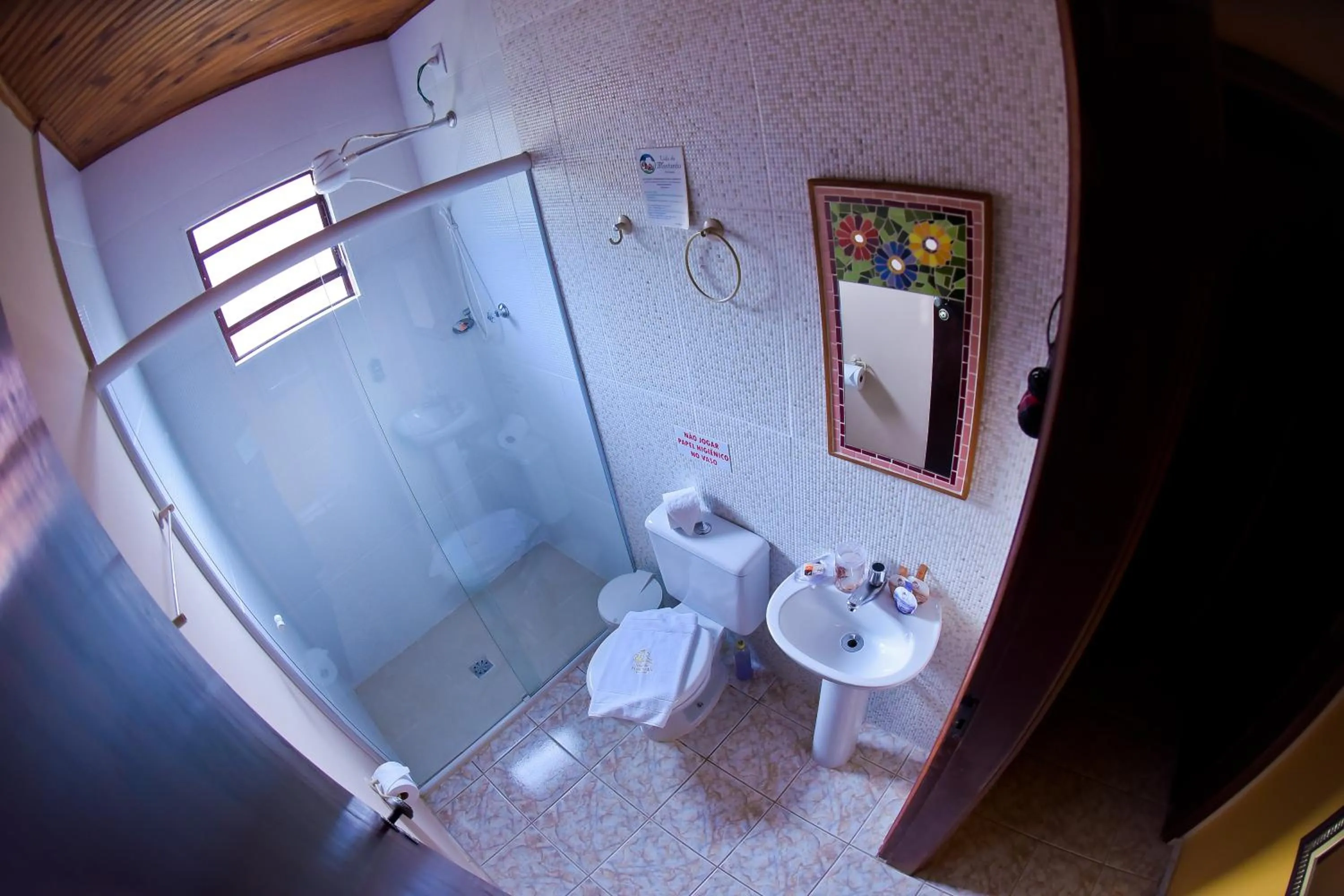 Shower in Pousada Villa Da Montanha