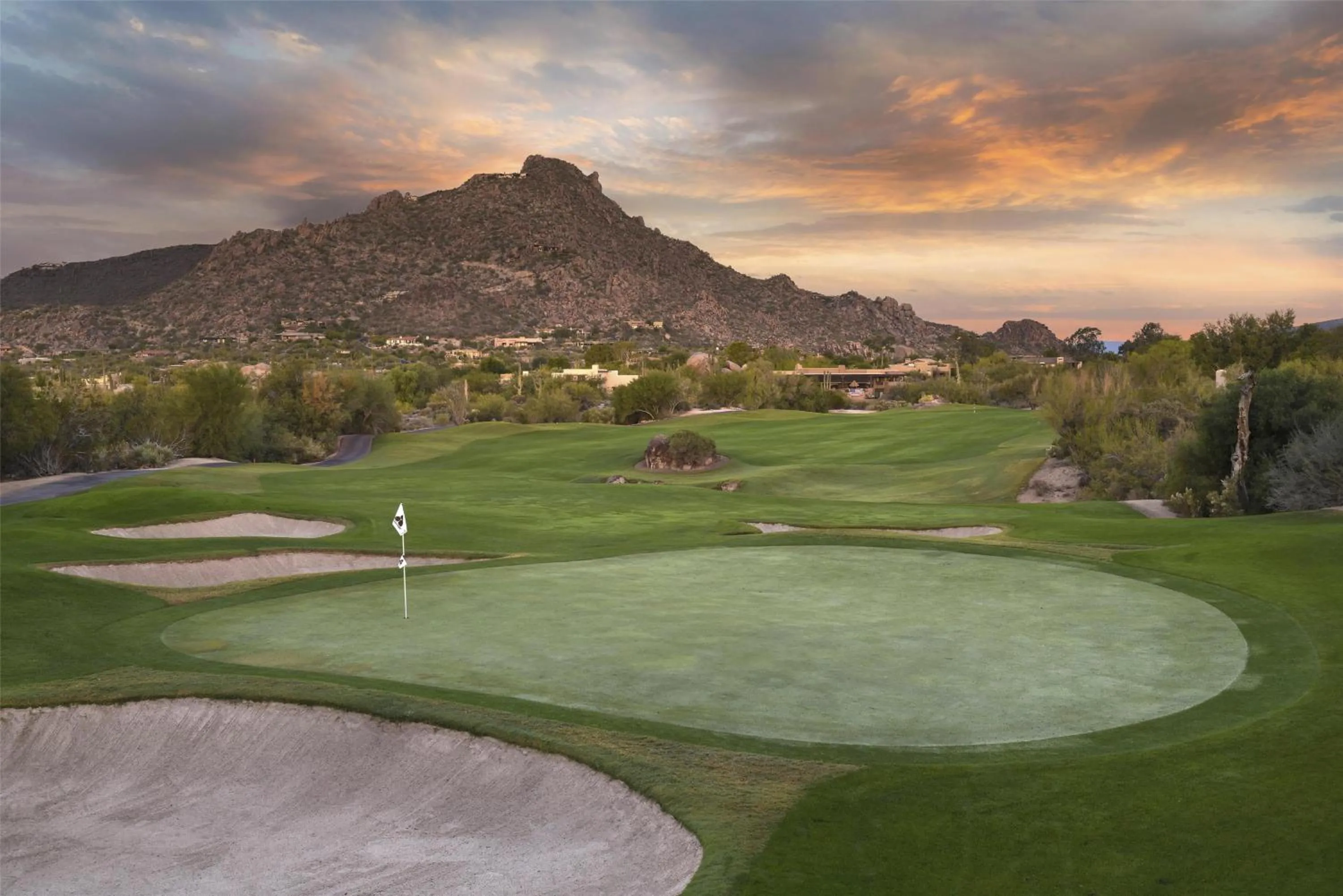 Golfcourse in Boulders Resort & Spa Scottsdale, Curio Collection by Hilton