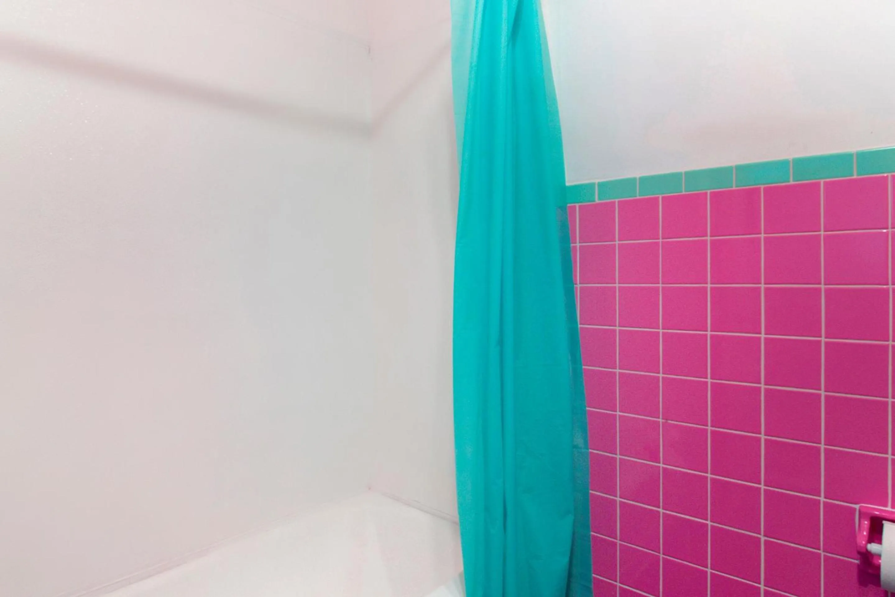 Bathroom in OYO Hotel Dalton PA I-81