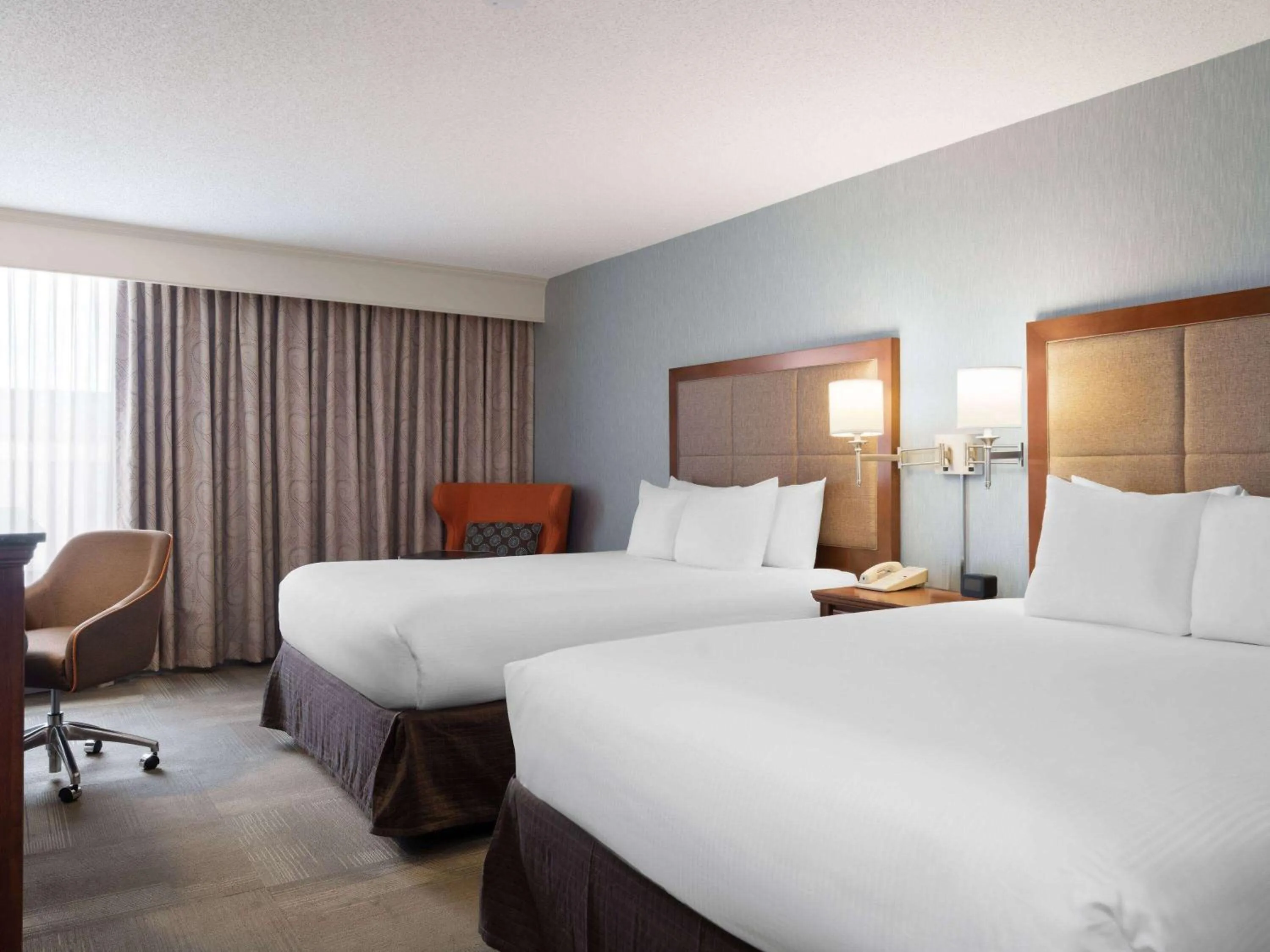 Photo of the whole room, Bed in Wingate by Wyndham St Louis Airport