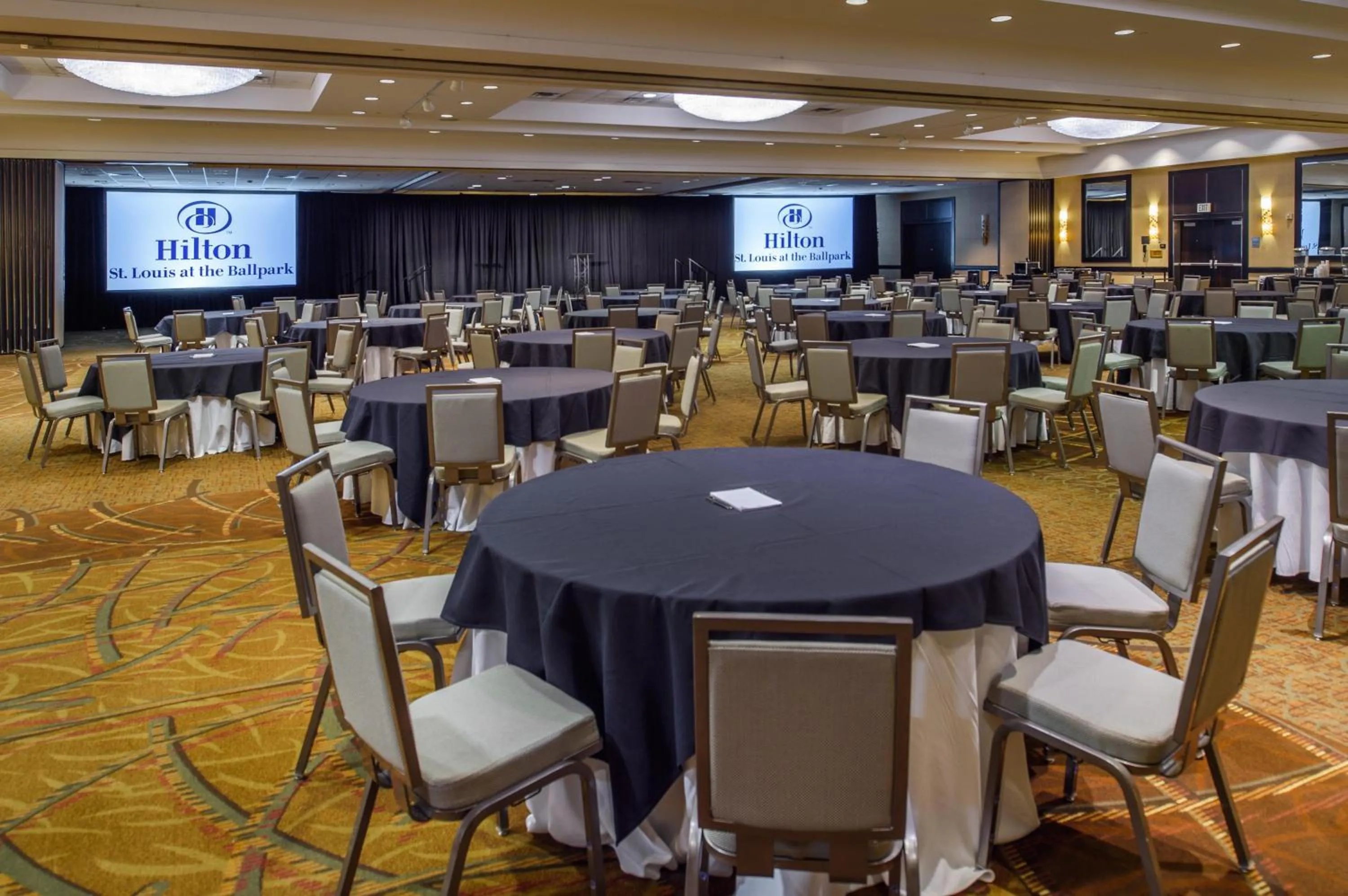 Meeting/conference room in Hilton St. Louis at the Ballpark