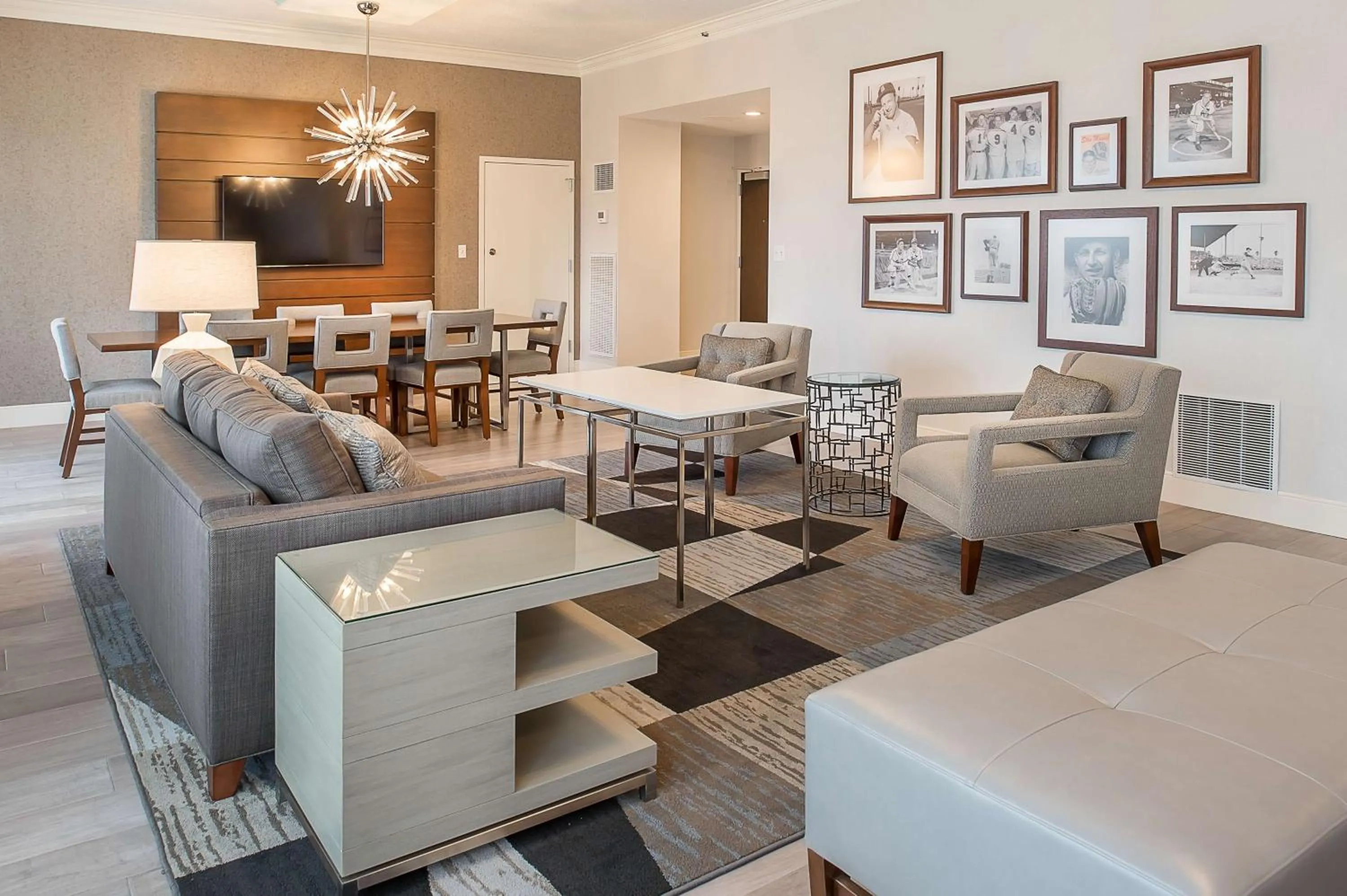 Living room in Hilton St. Louis at the Ballpark