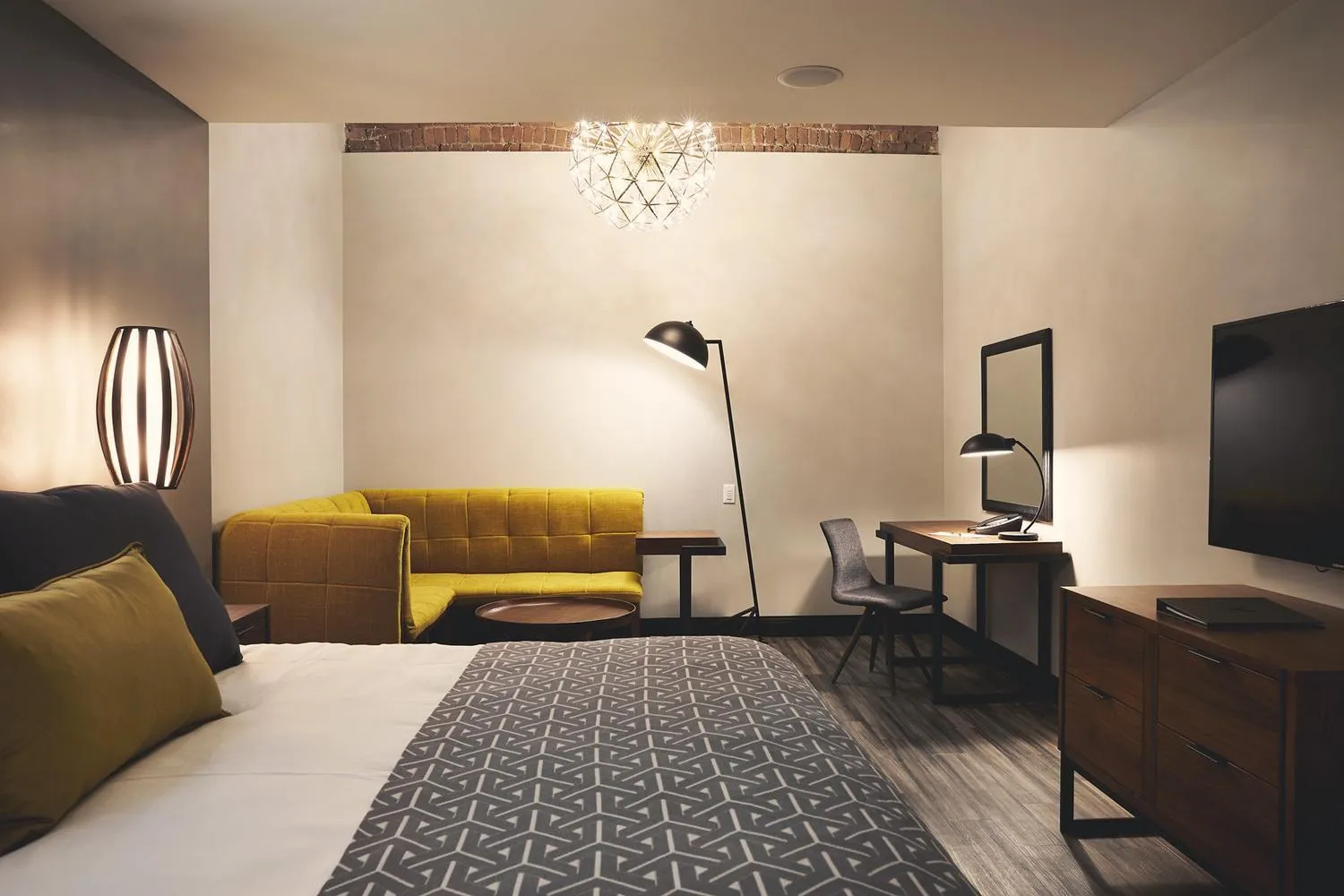 Bed in Hotel Vandivort