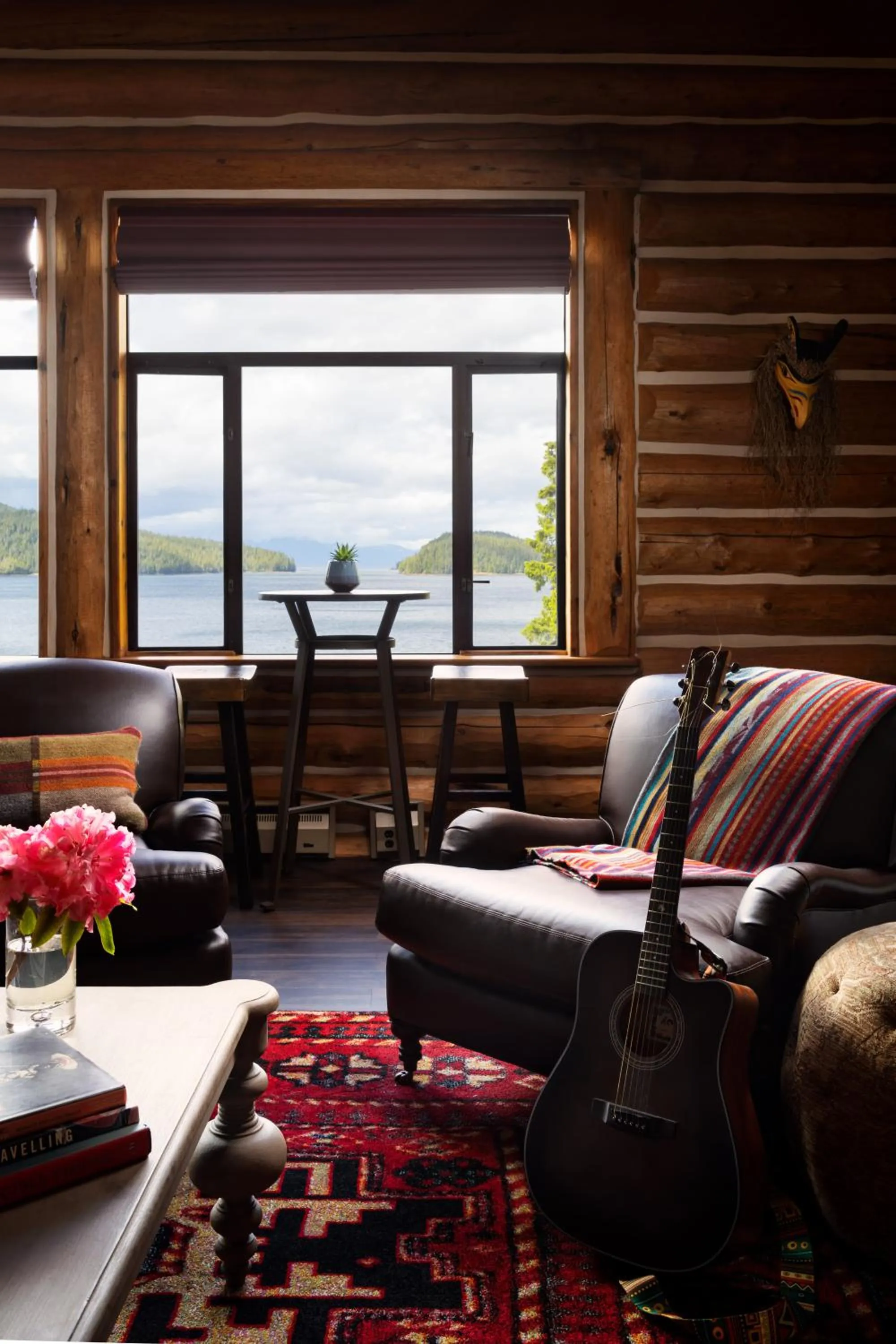 Lounge or bar in Salmon Falls Resort