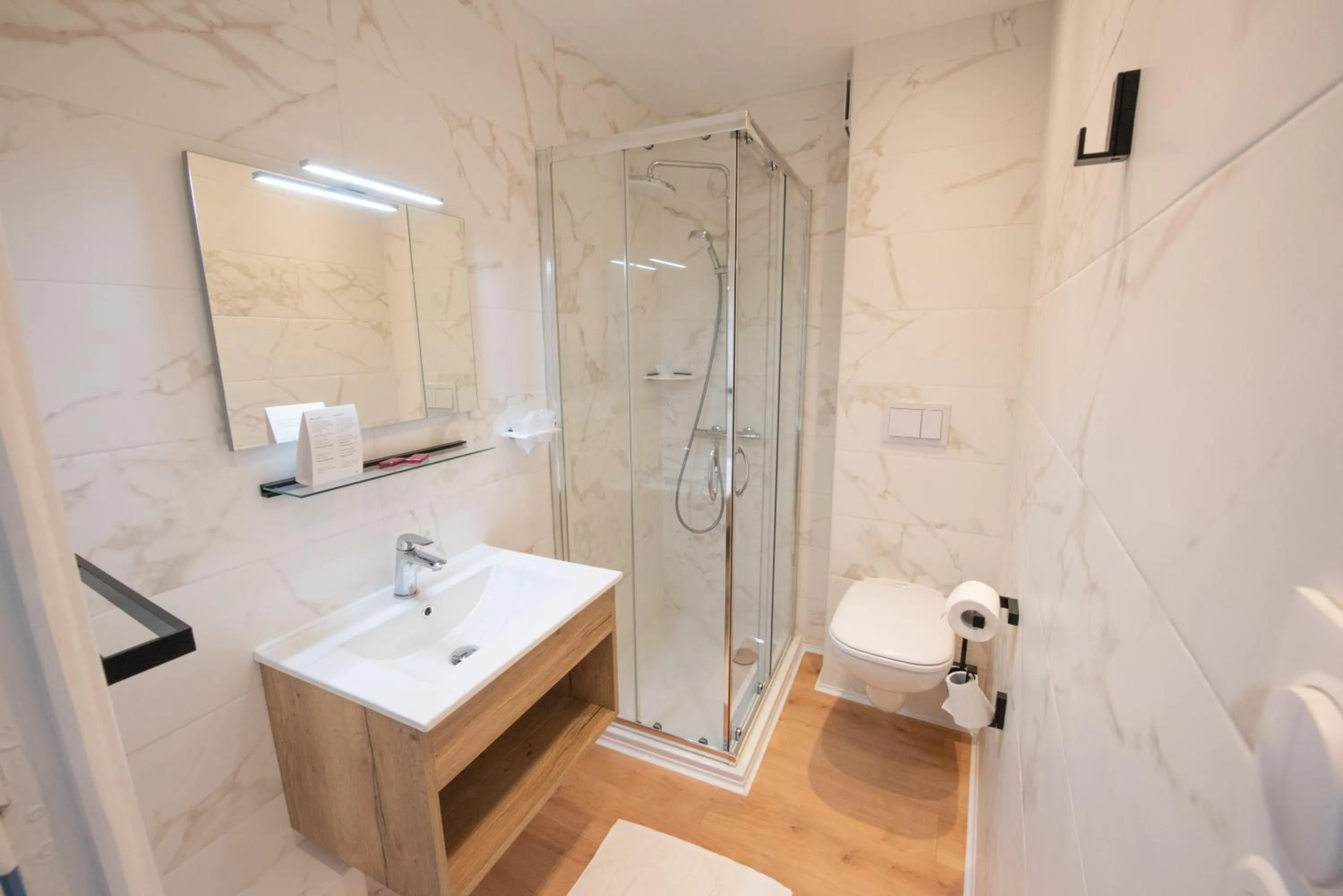 Bathroom in Hotel Restaurant La Villa Arena