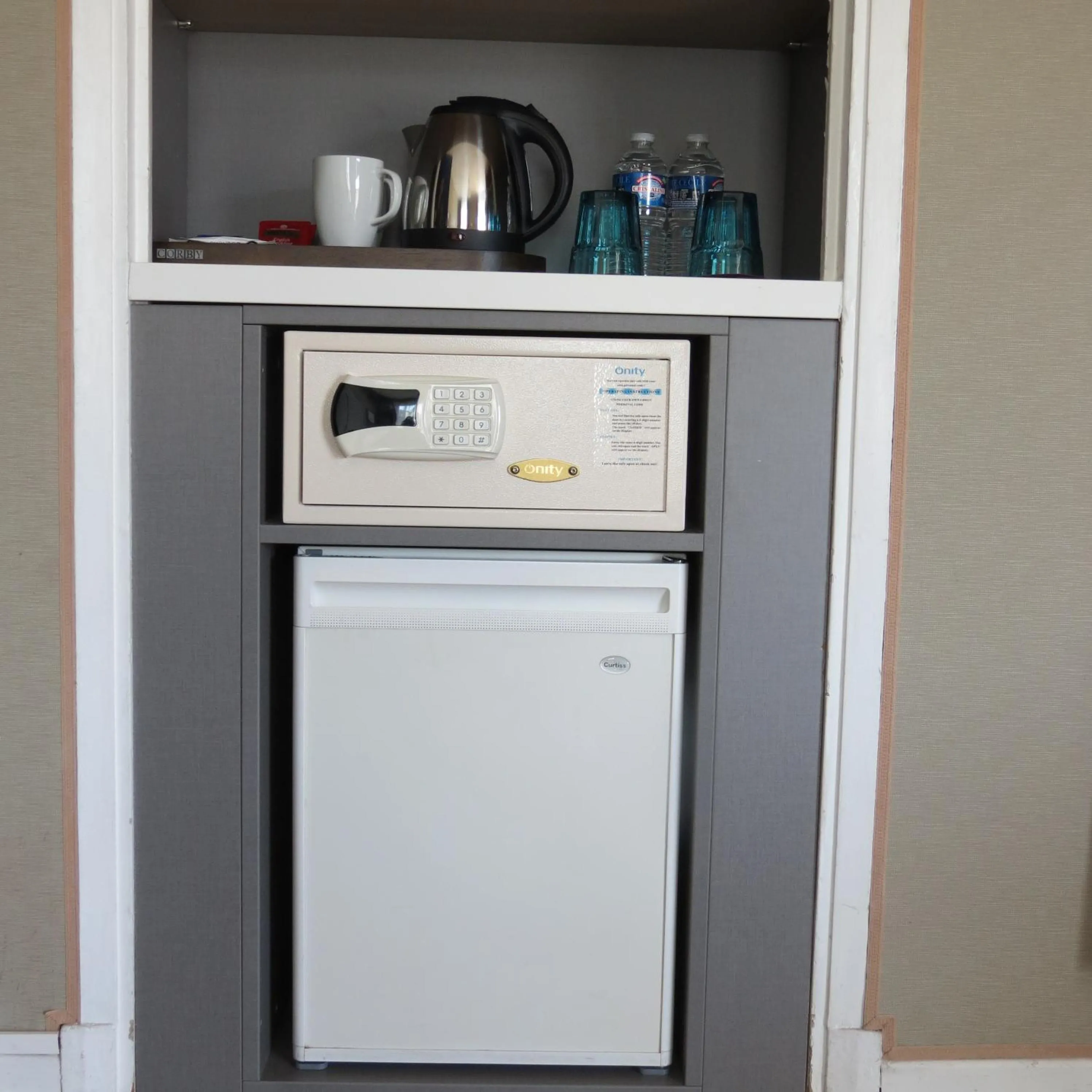 Coffee/tea facilities in Hotel Amiraute