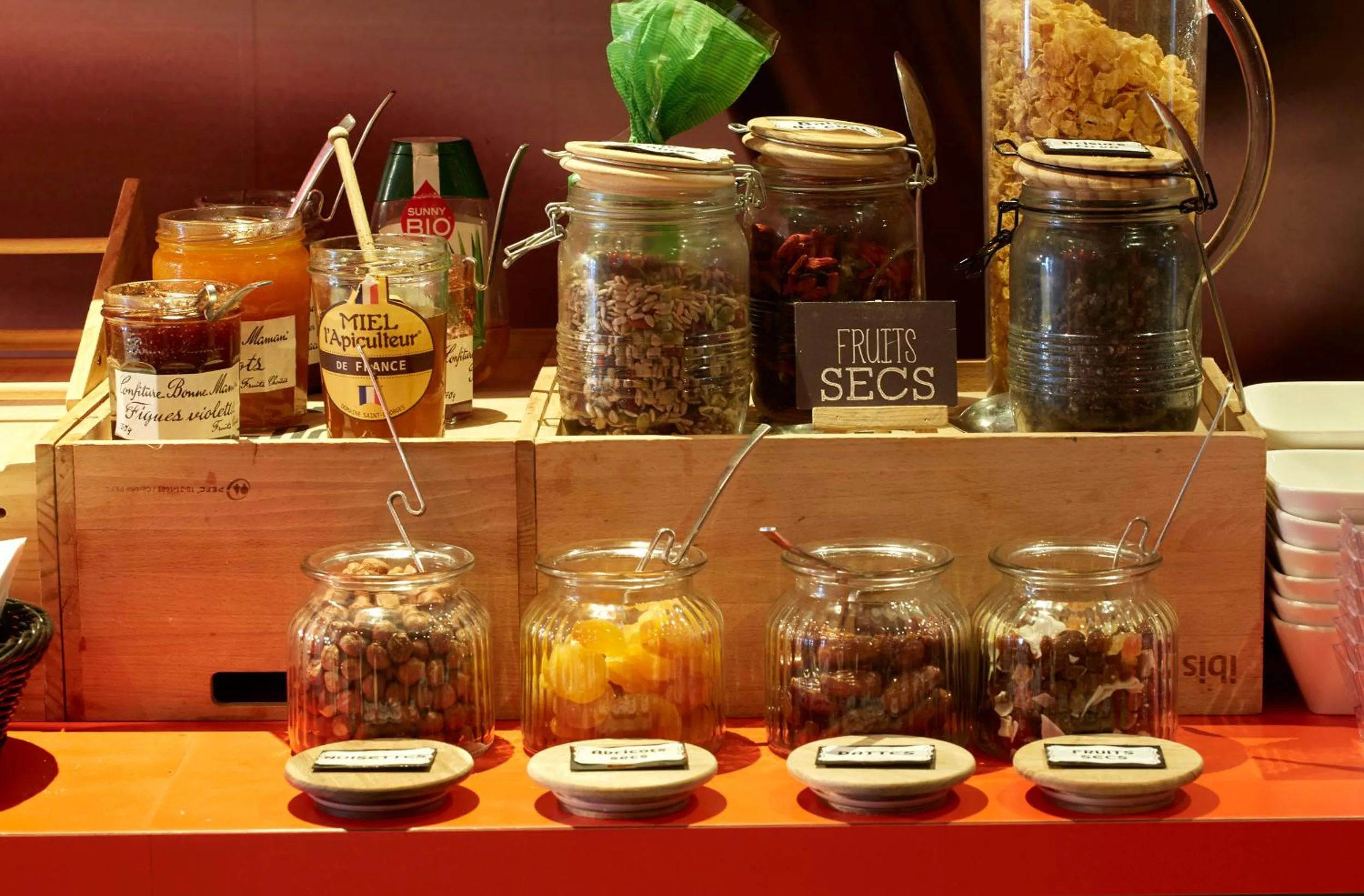 Food in ibis Lorient Centre Gare