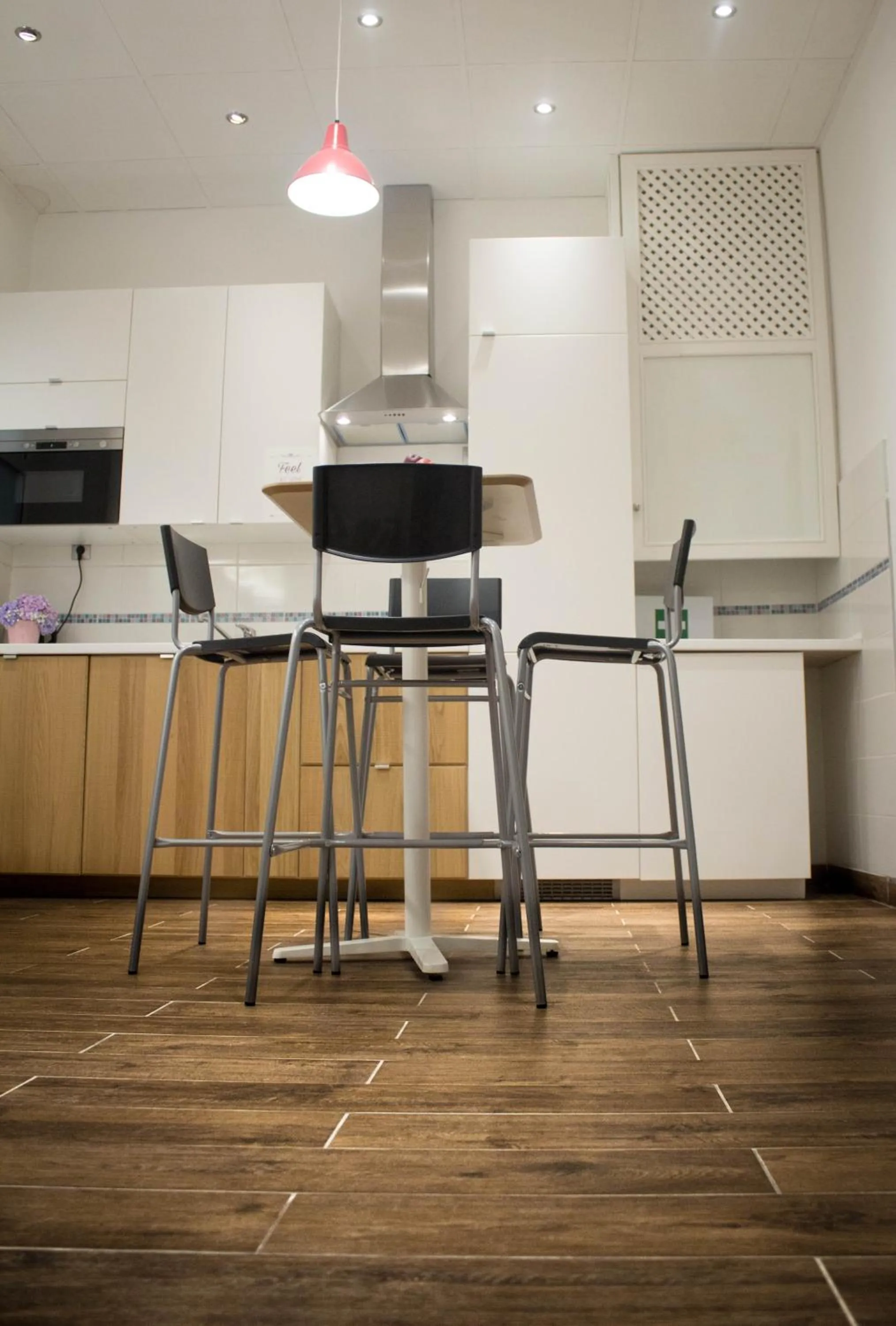 Communal kitchen in B&B Cool Centre Zagreb