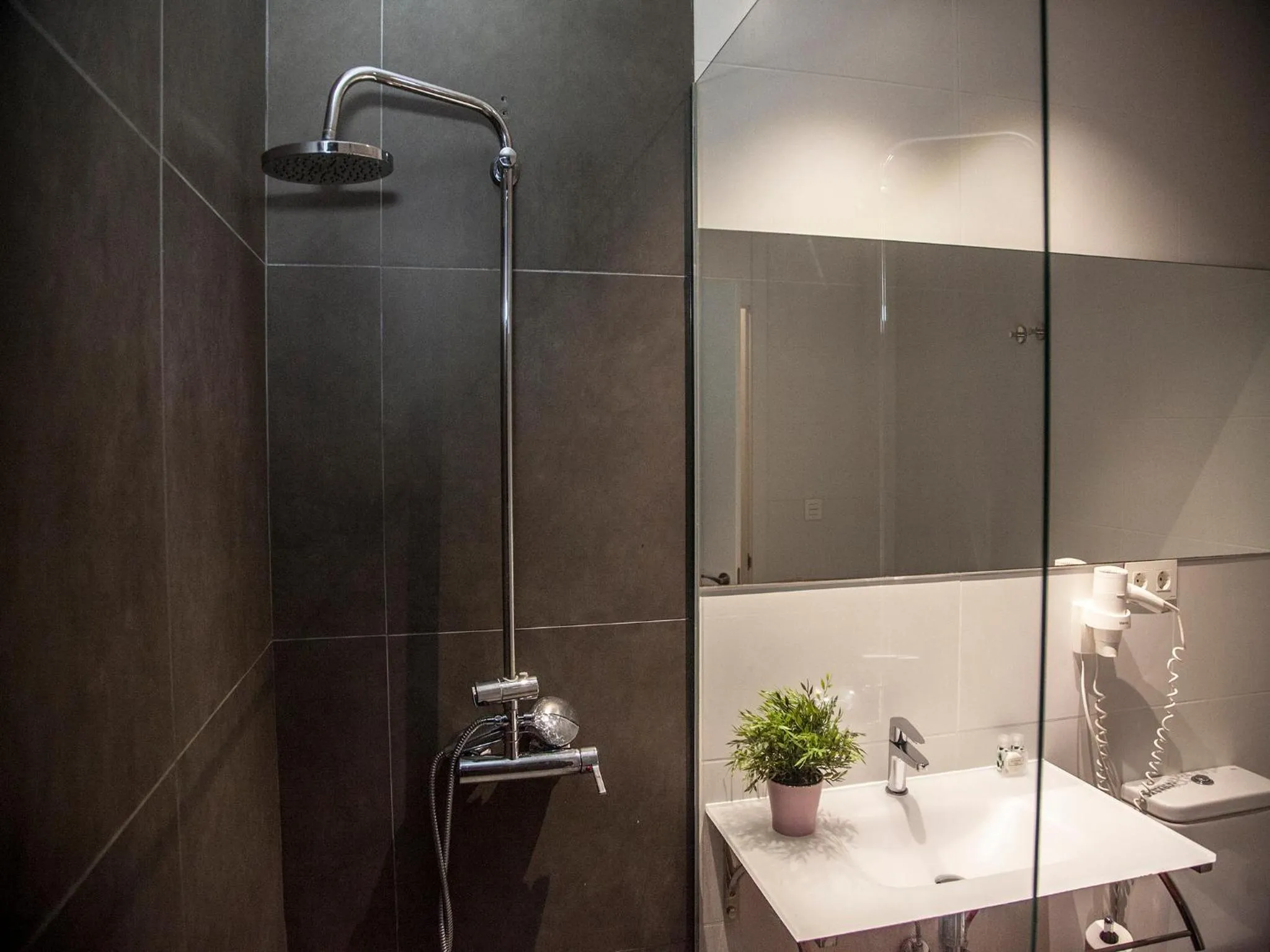 Bathroom in Flats Friends Soho Suites