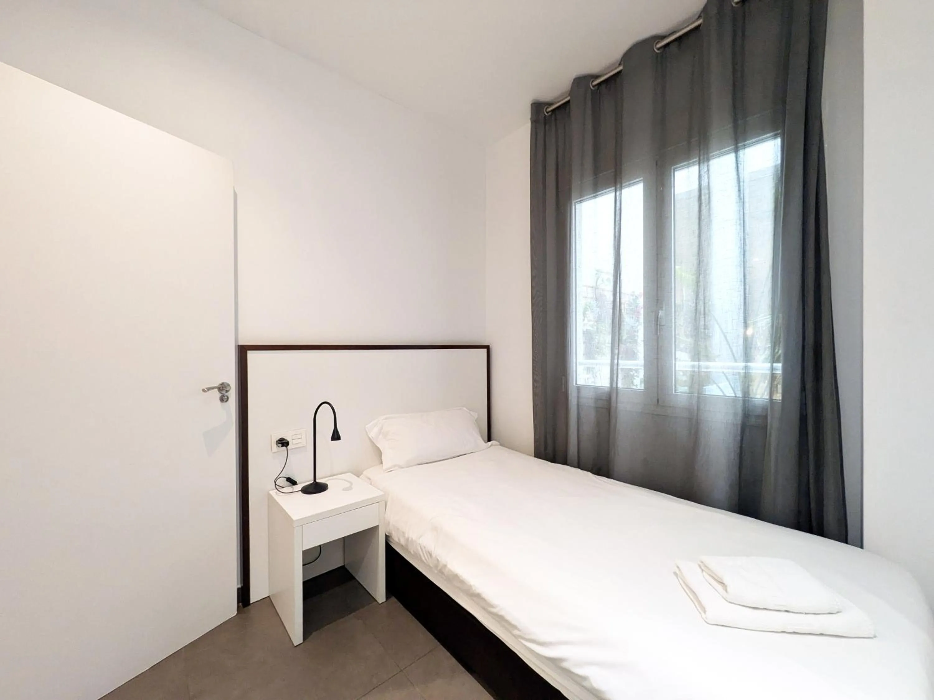 Bed in Flats Friends Soho Suites