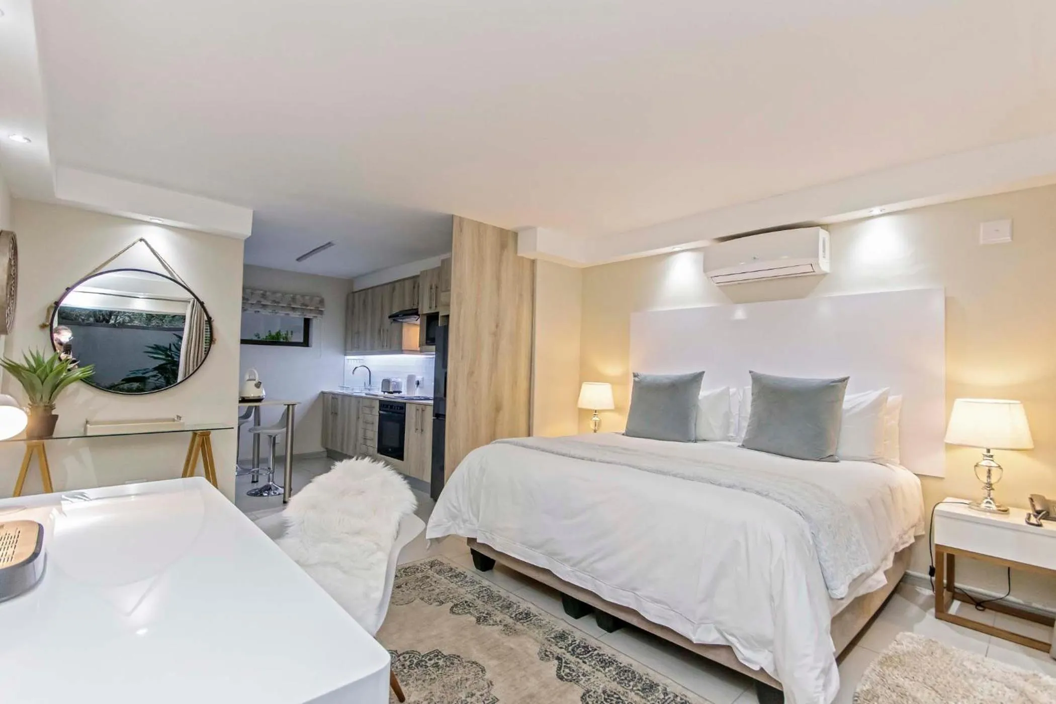 Bed in Dunton Guest House