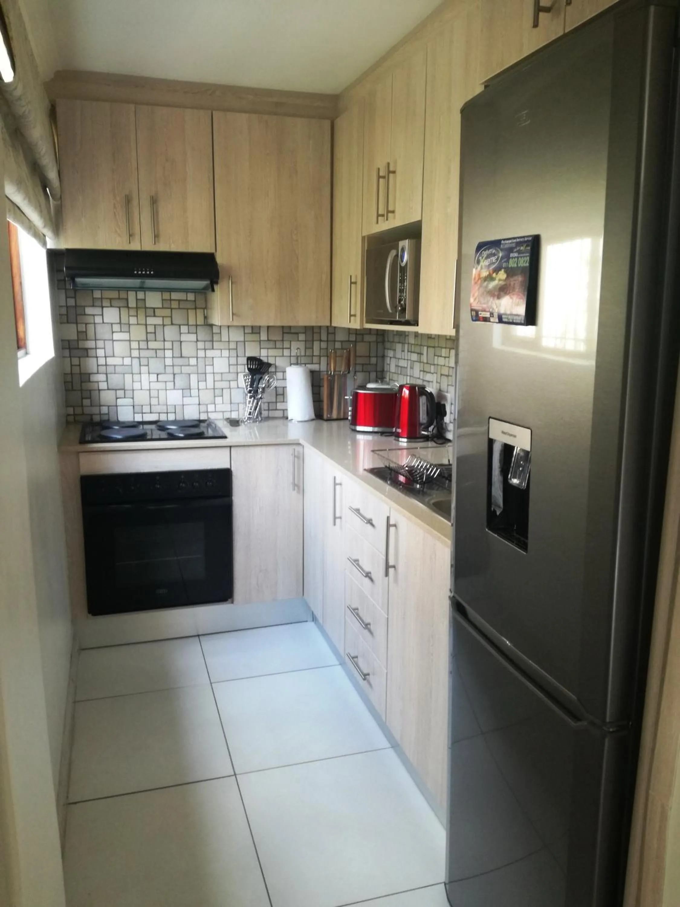 Kitchen or kitchenette in Dunton Guest House