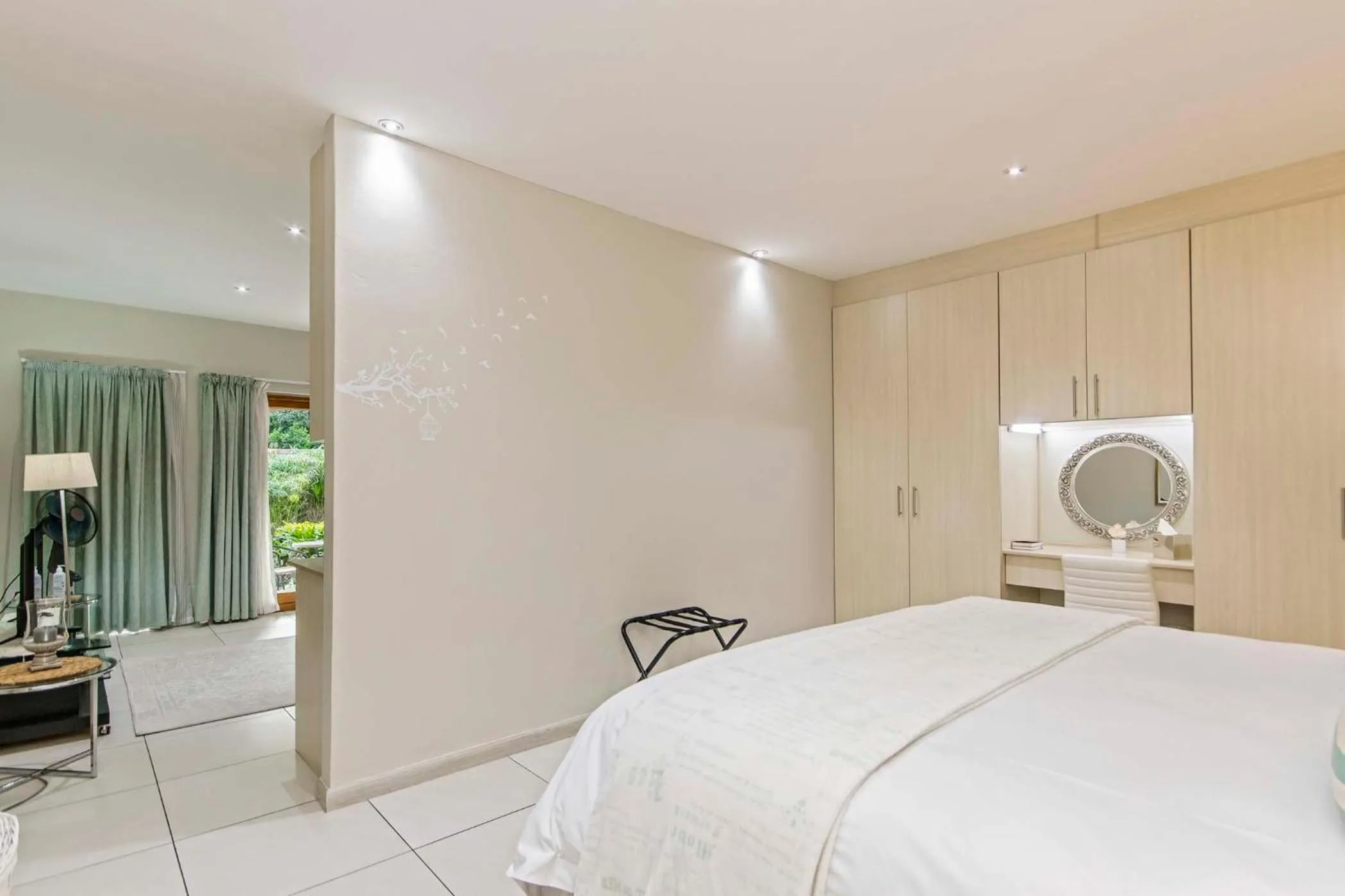 Bed in Dunton Guest House