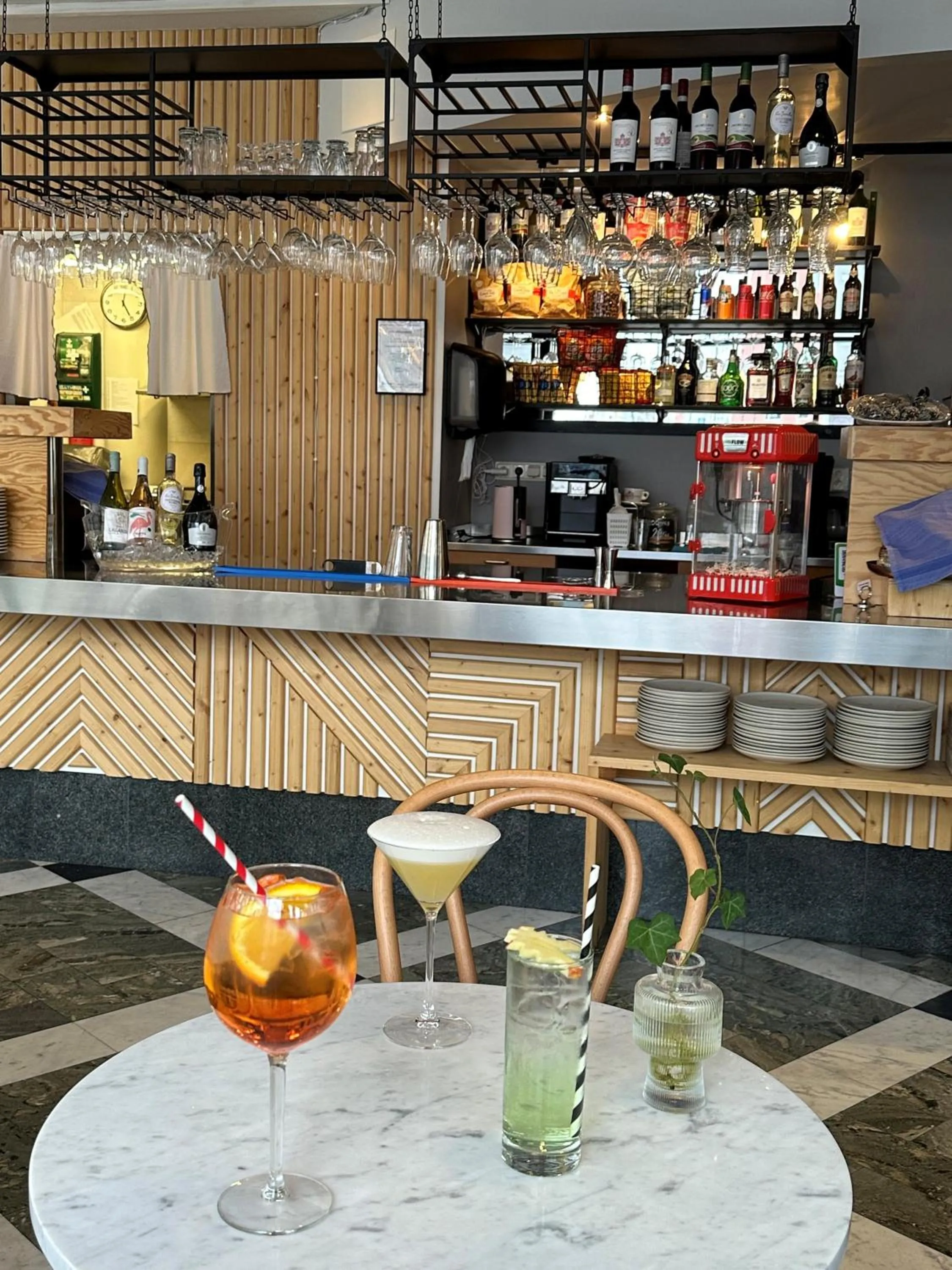 Lounge or bar in 2Home Hotel Apartments