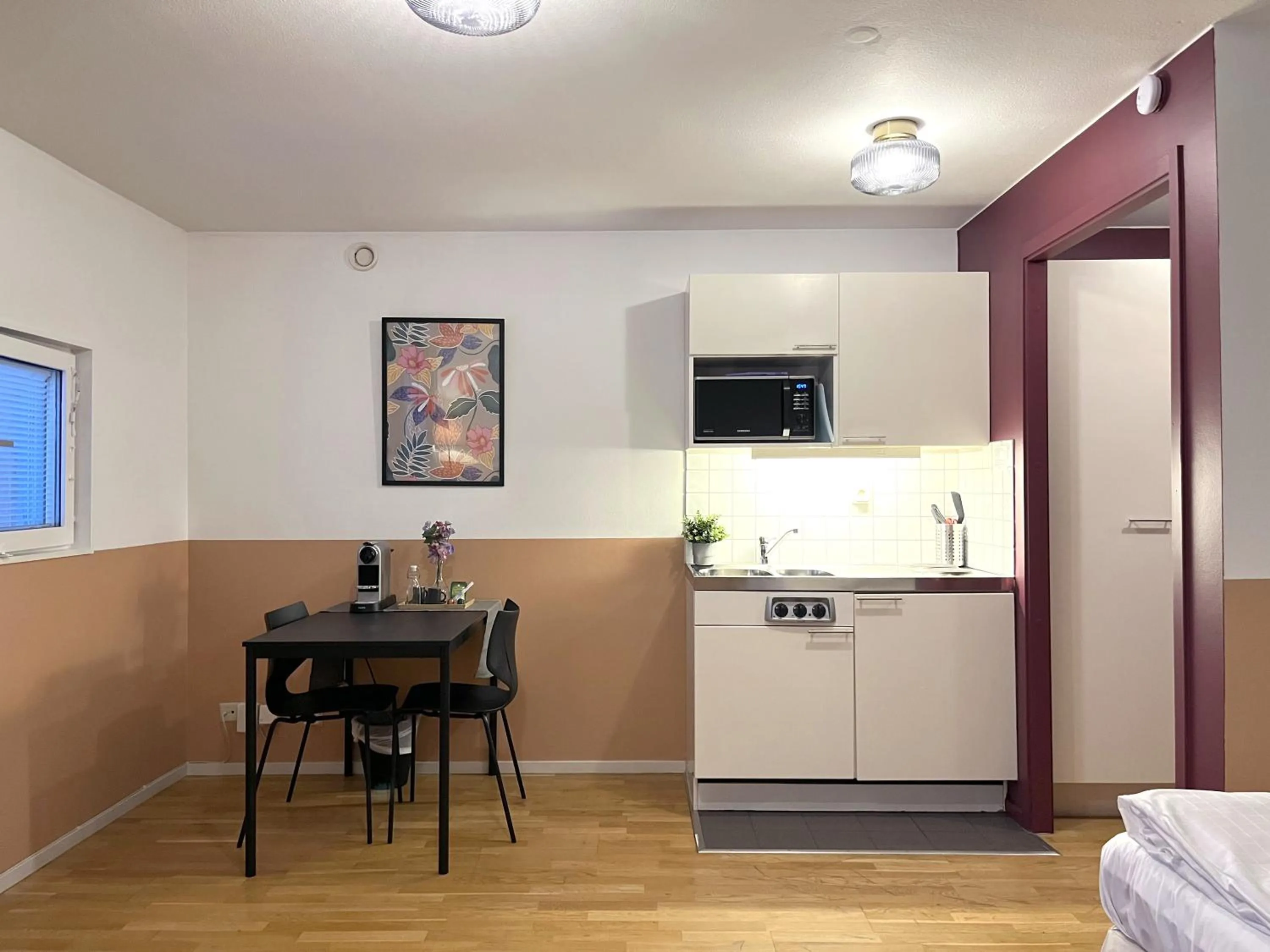 Kitchen or kitchenette in 2Home Hotel Apartments