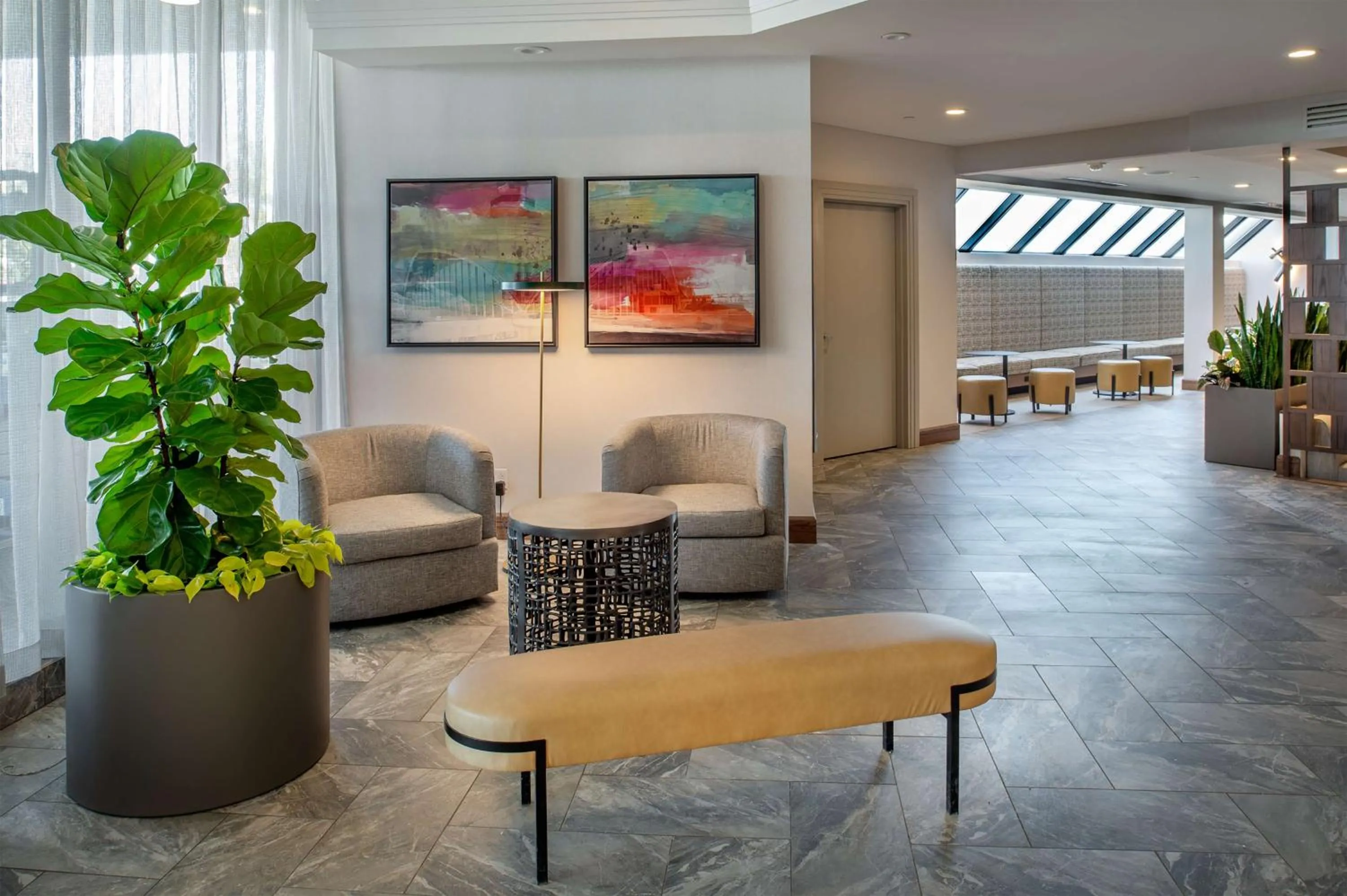 Lobby or reception in Hilton St. Louis Airport