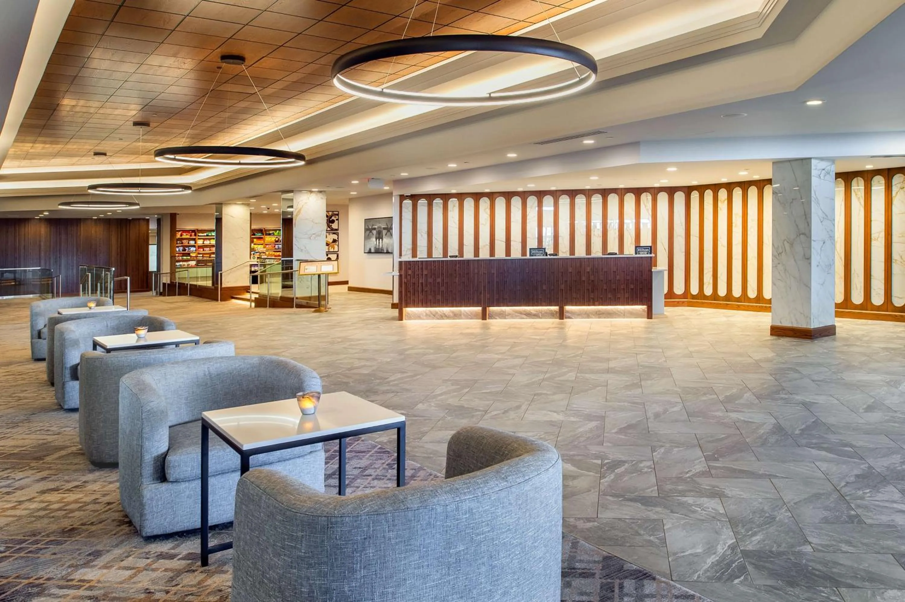 Lobby or reception in Hilton St. Louis Airport