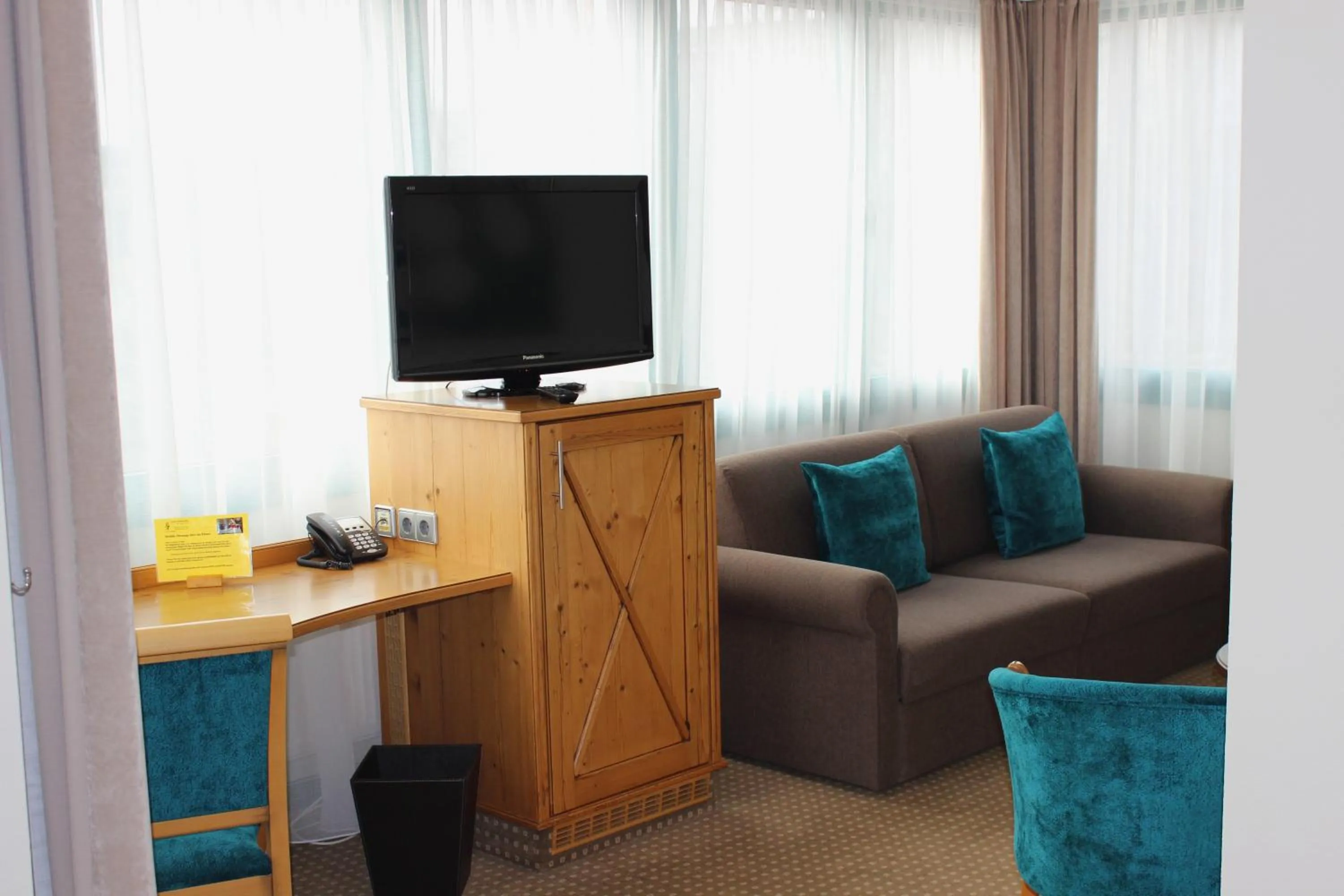 Photo of the whole room in Hotel Landhaus Feckl