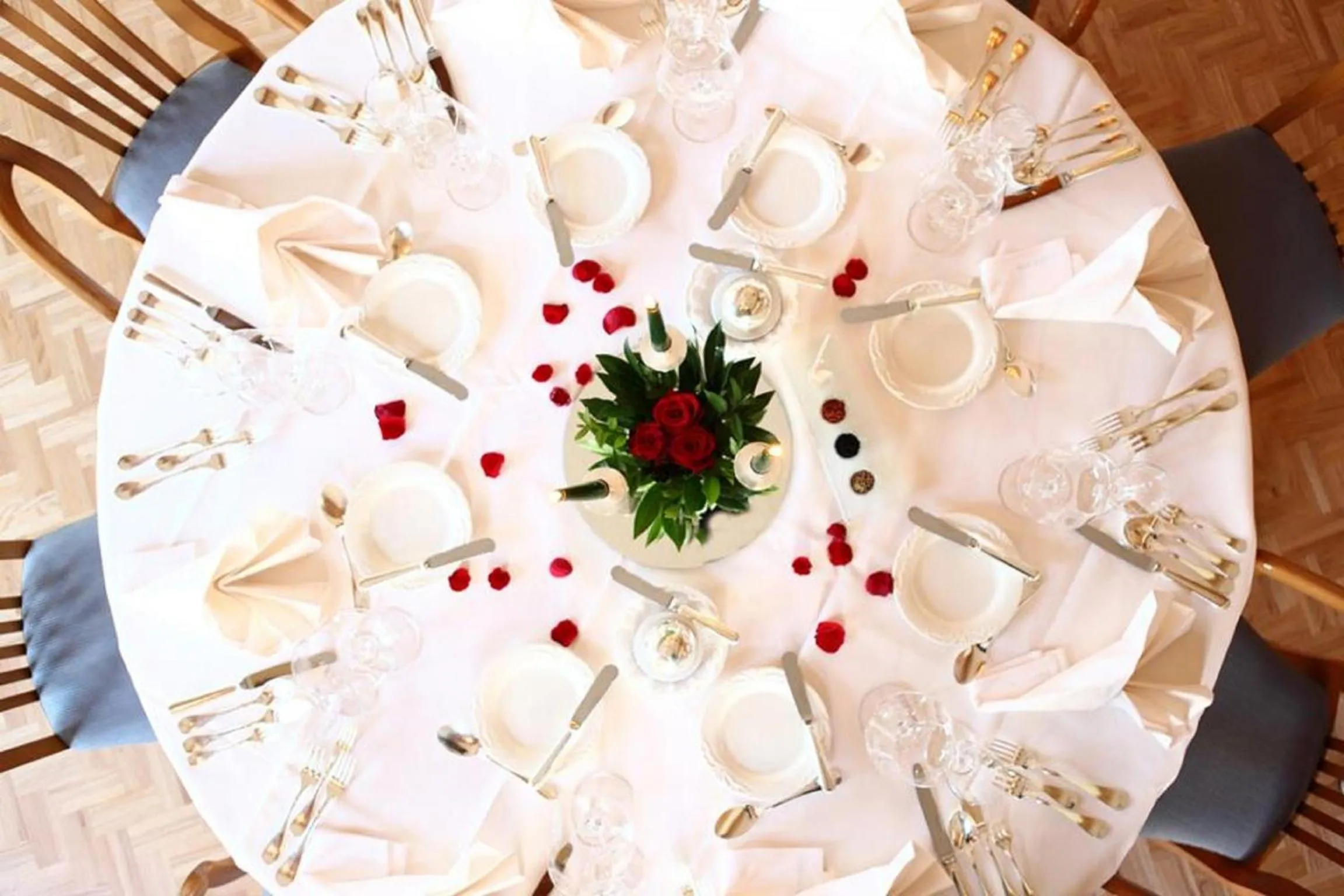 Restaurant/places to eat in Hotel Landhaus Feckl