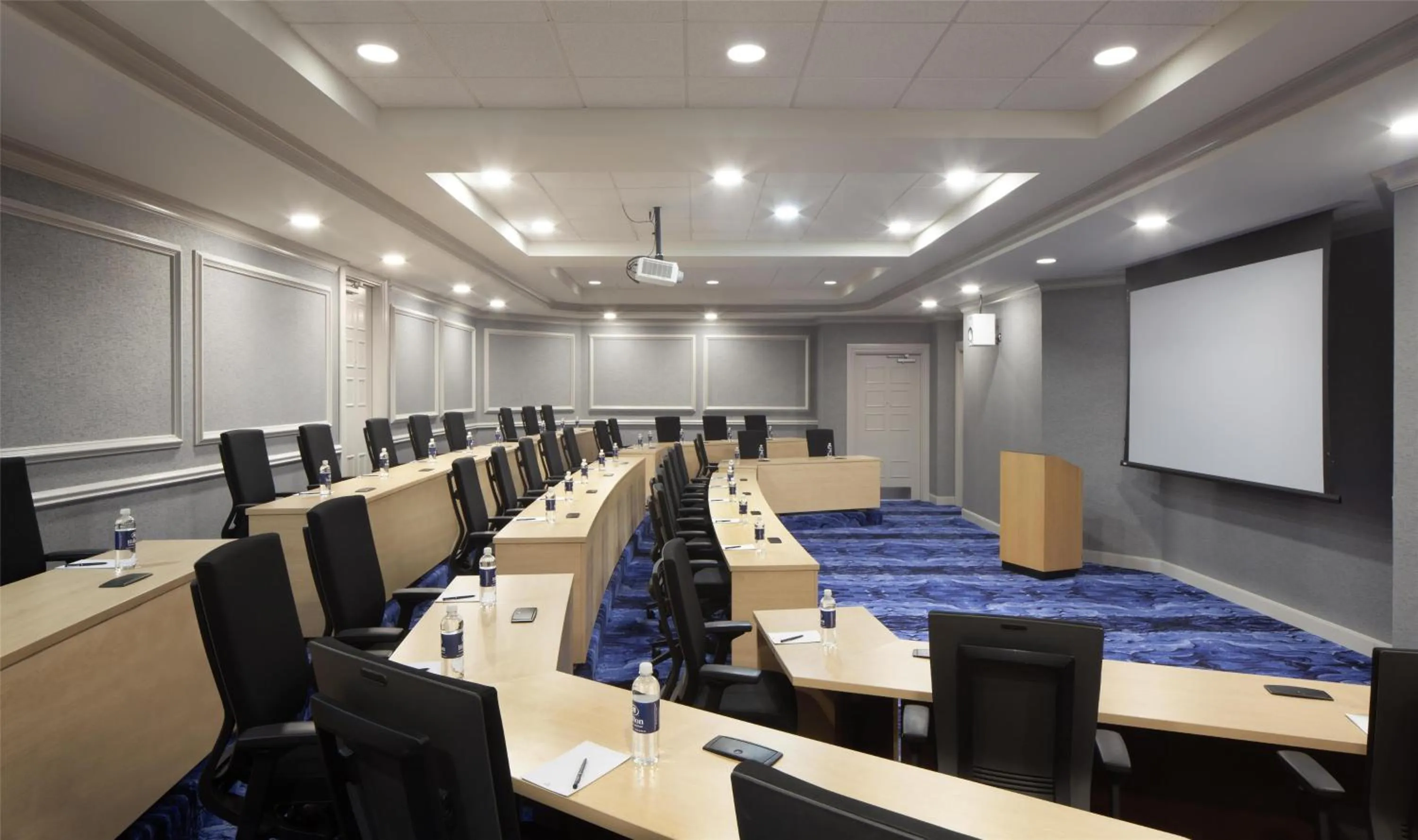 Meeting/conference room in Hilton Dallas/Rockwall Lakefront Hotel