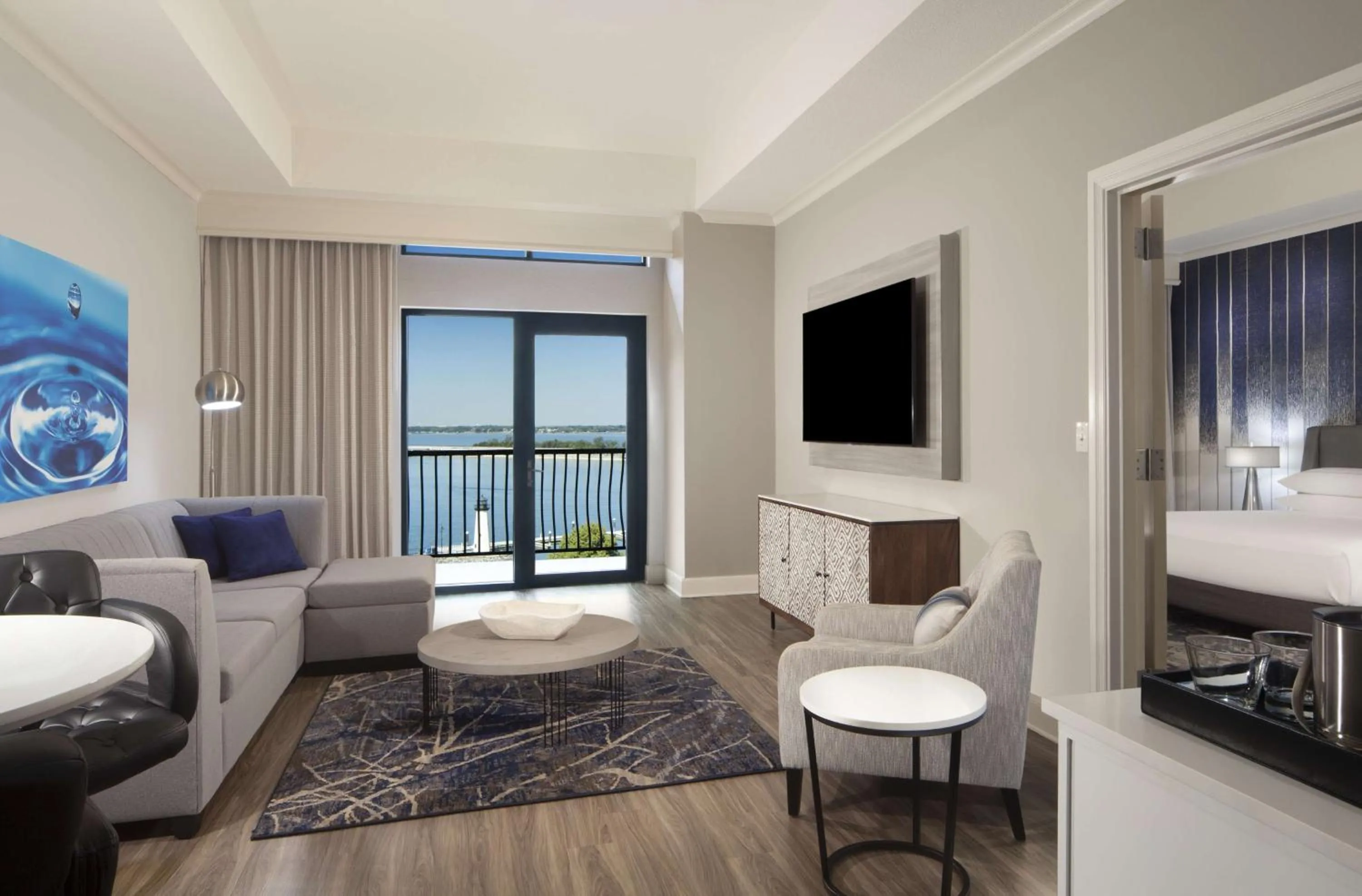 Living room in Hilton Dallas/Rockwall Lakefront Hotel