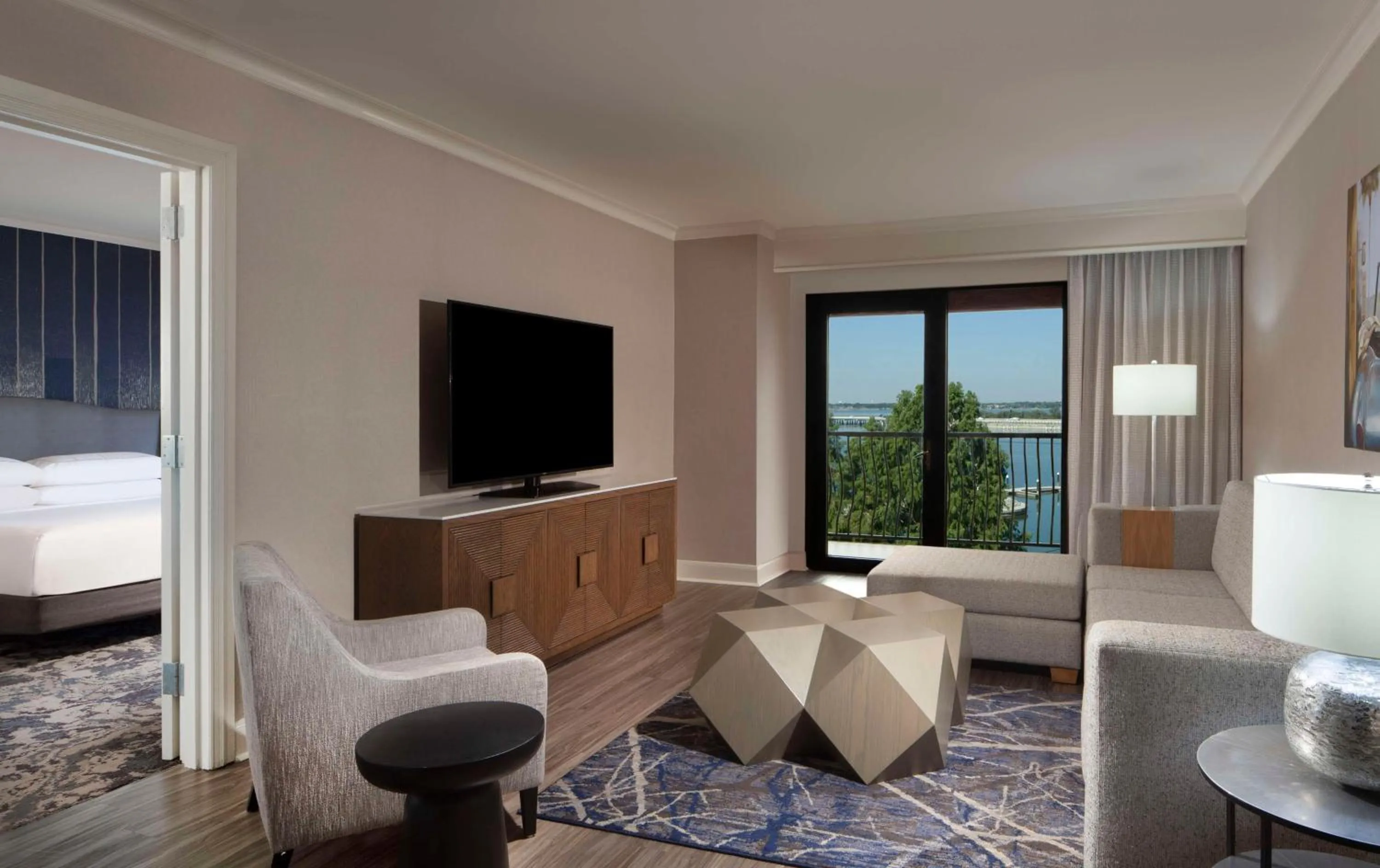 Living room in Hilton Dallas/Rockwall Lakefront Hotel